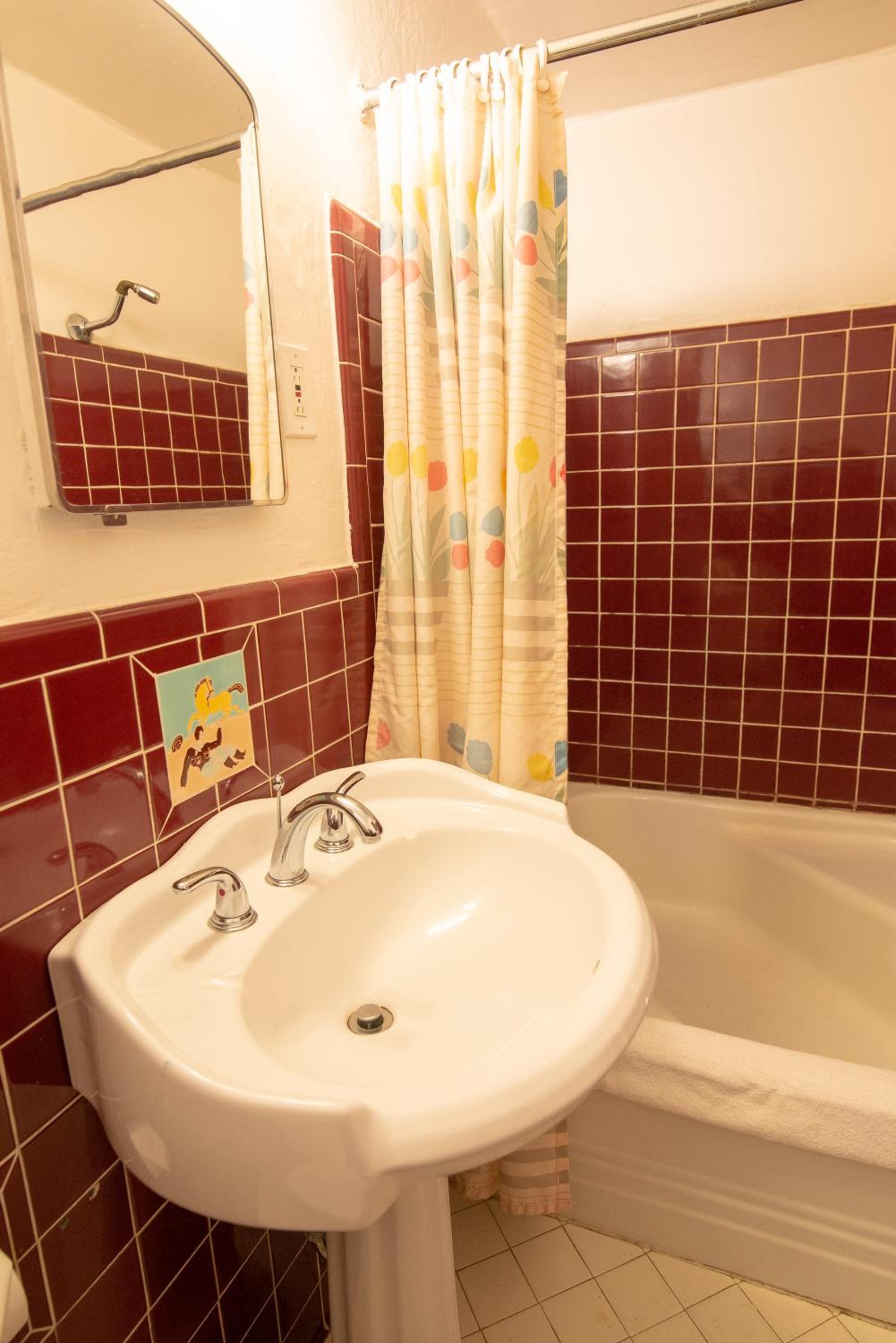 Cheyenne Vacations - Sands Motel - Property Image 36