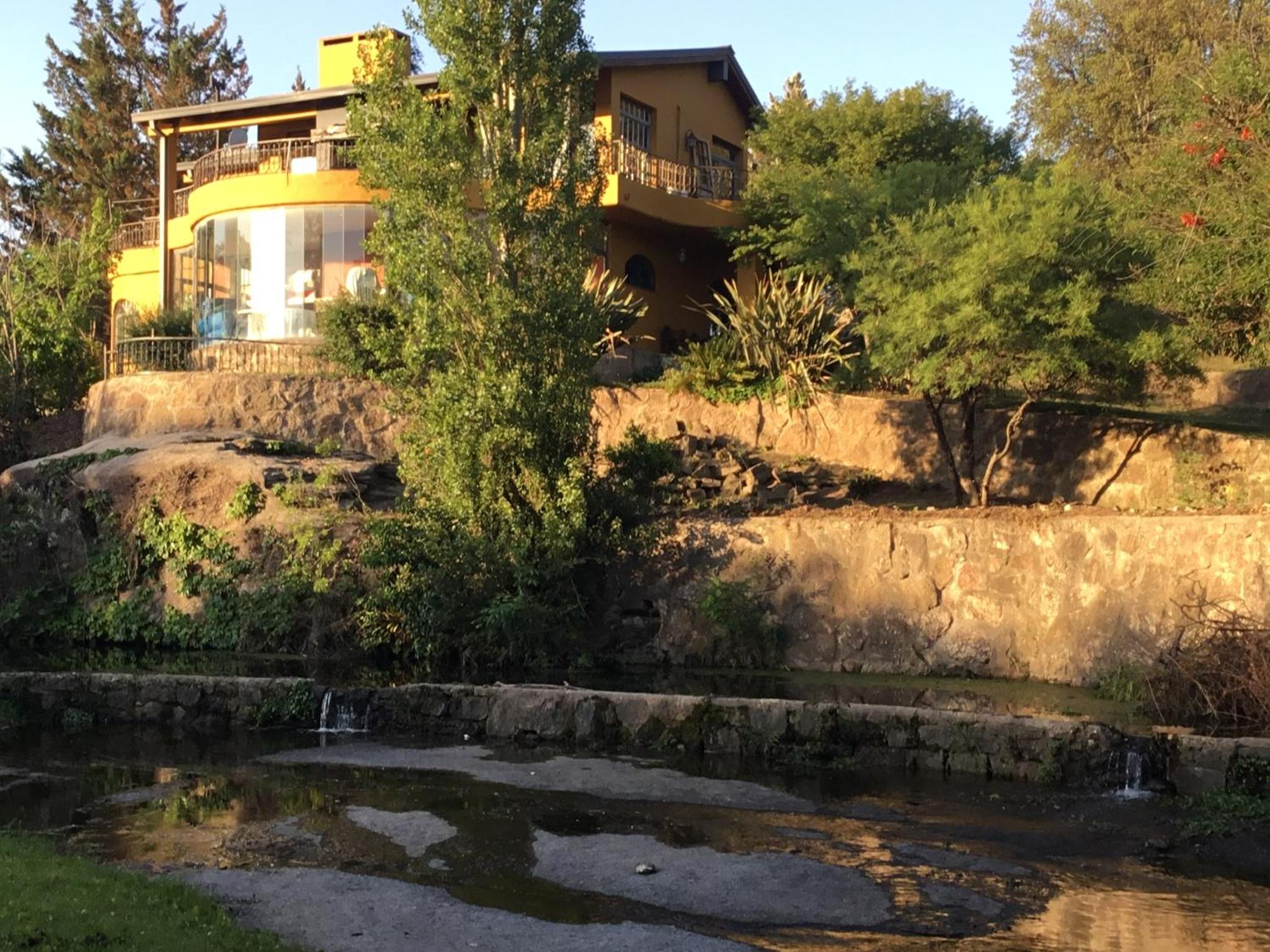 Cielo de Piedra. Cabañas y Petit Hotel
