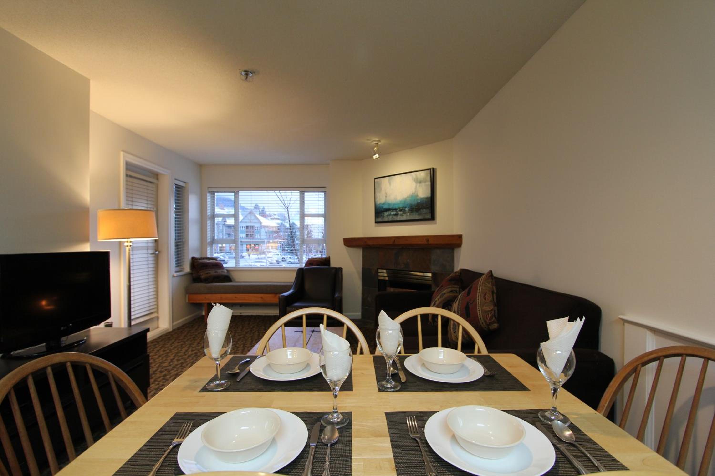 Marketplace Lodge by Whistler Retreats - Image 4