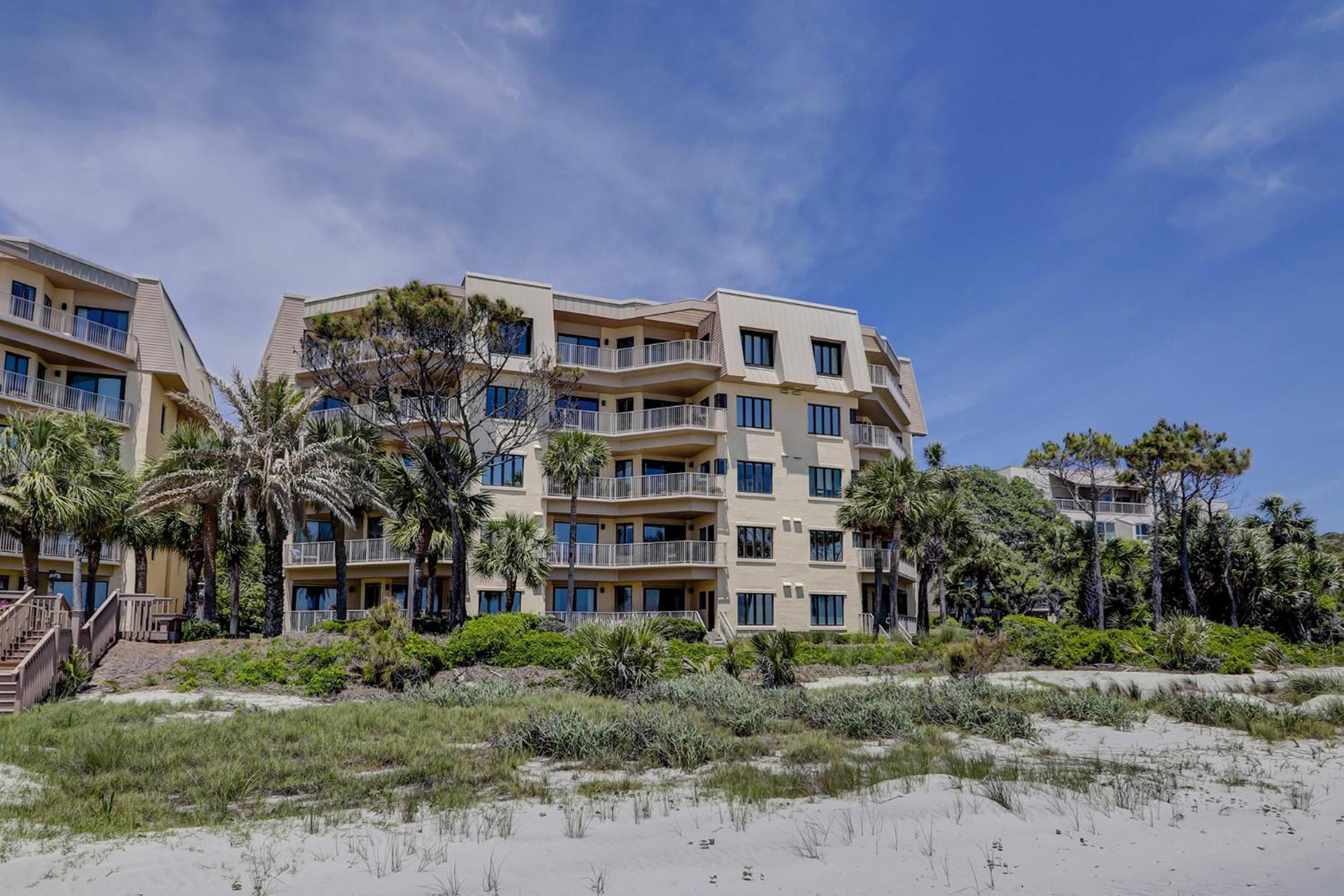Gorgeous Views 4th Floor Direct Oceanfront Condo Updated with New furniture New floors