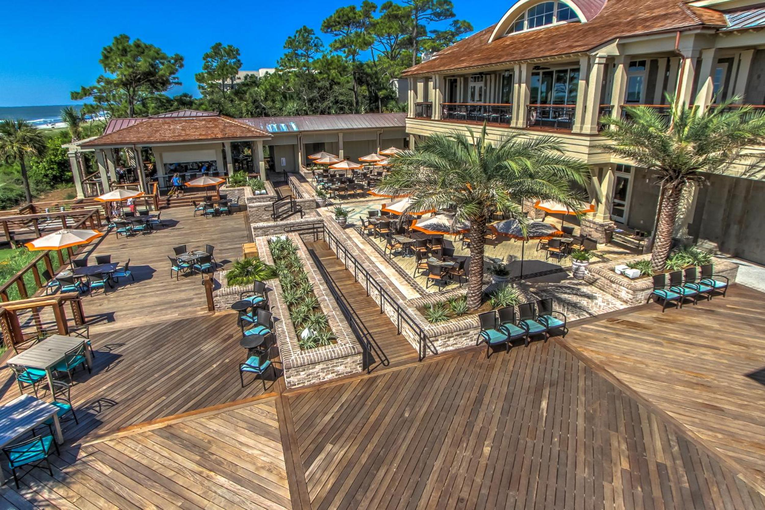 Gorgeous Views 4th Floor Direct Oceanfront Condo Updated with New furniture New floors