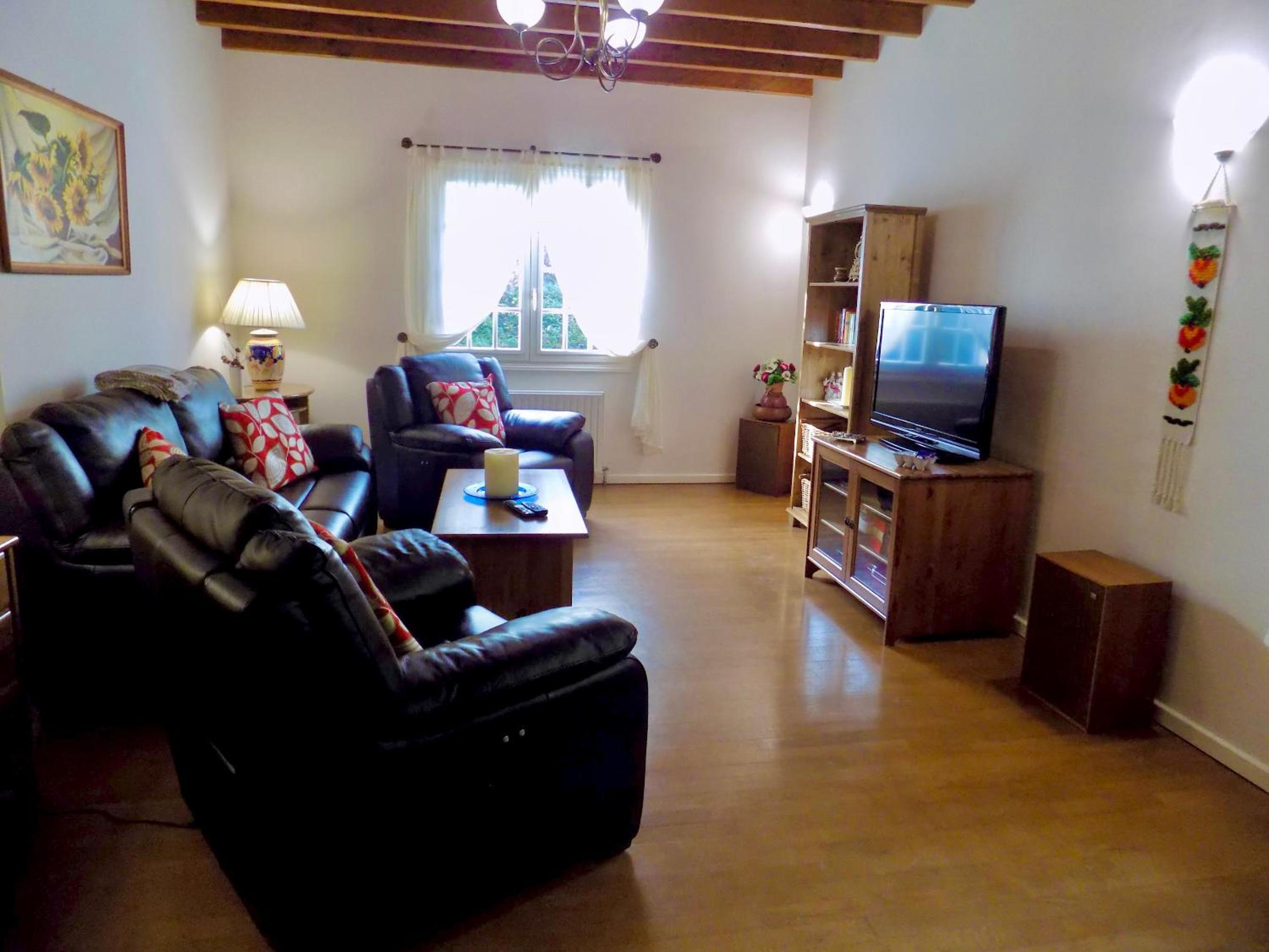 Charming Country Estate view 5