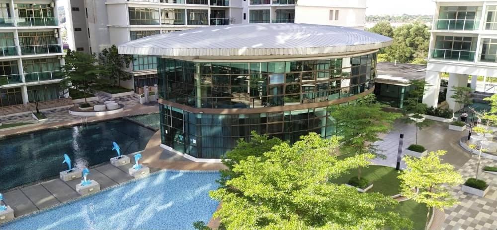PALAZIO CONDO (MOUNT AUSTIN)
