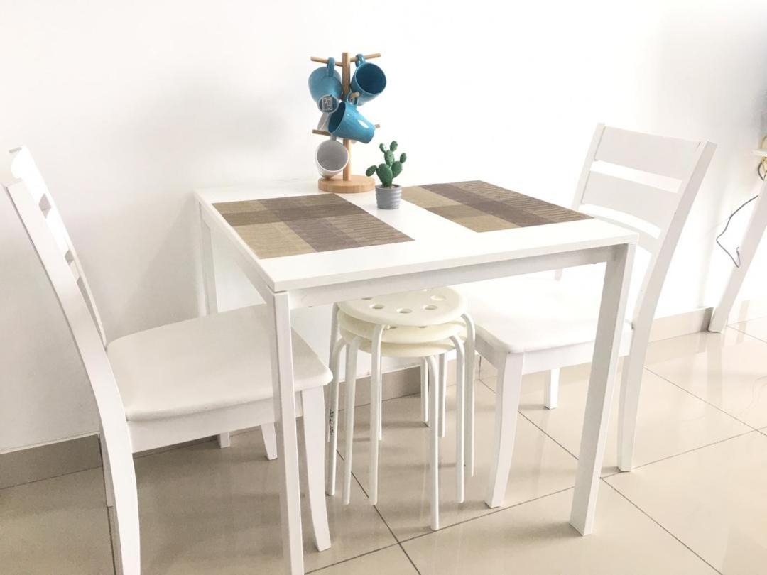 PALAZIO CONDO (MOUNT AUSTIN)