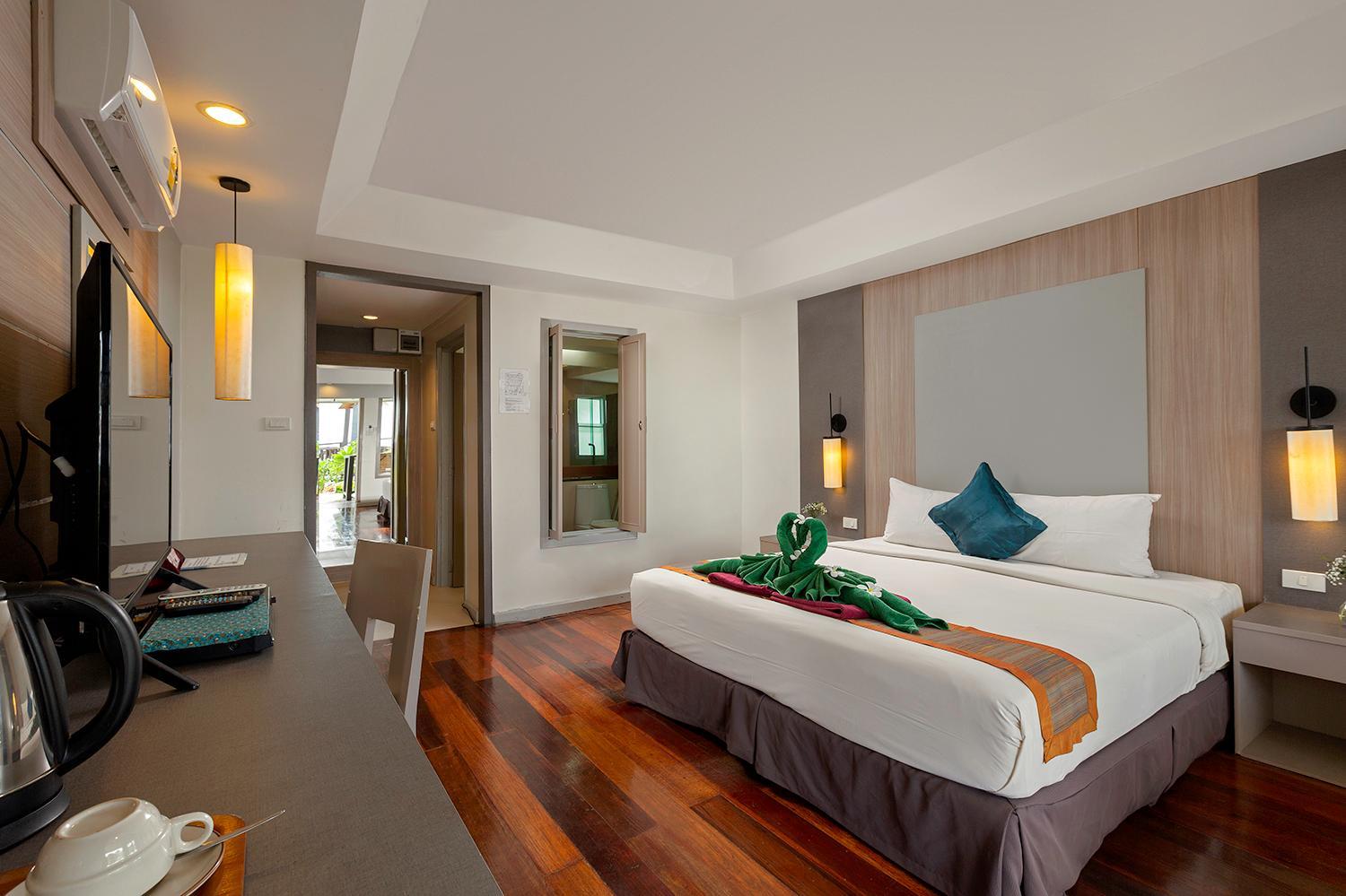 Nakara Long Beach Resort - SHA Extra Plus