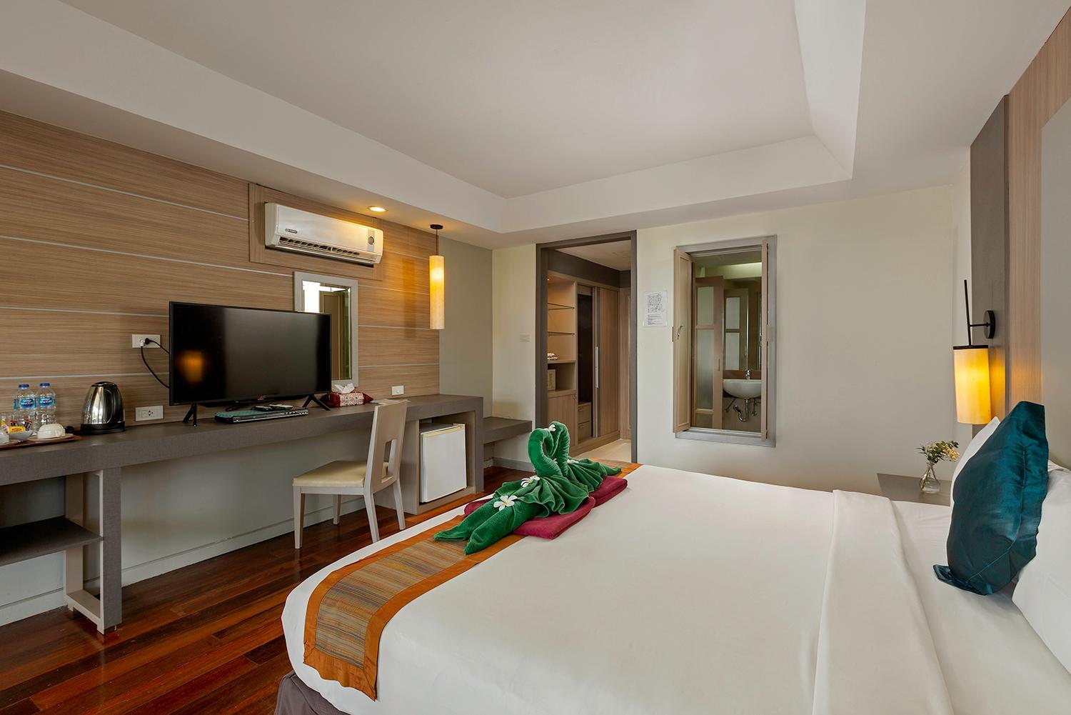 Nakara Long Beach Resort - SHA Extra Plus