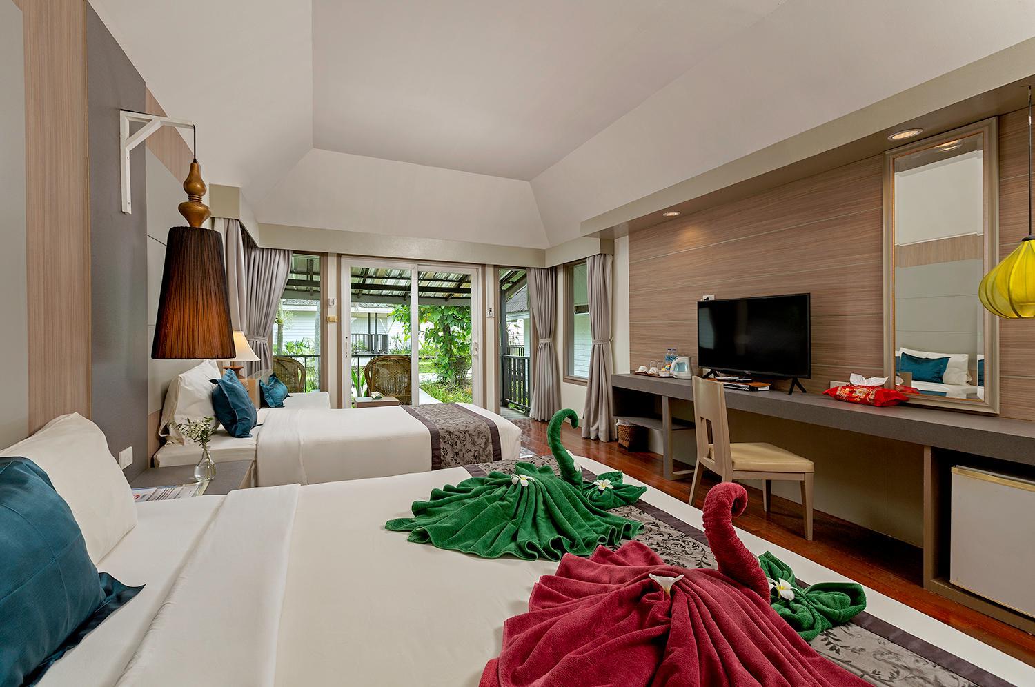 Nakara Long Beach Resort - SHA Extra Plus