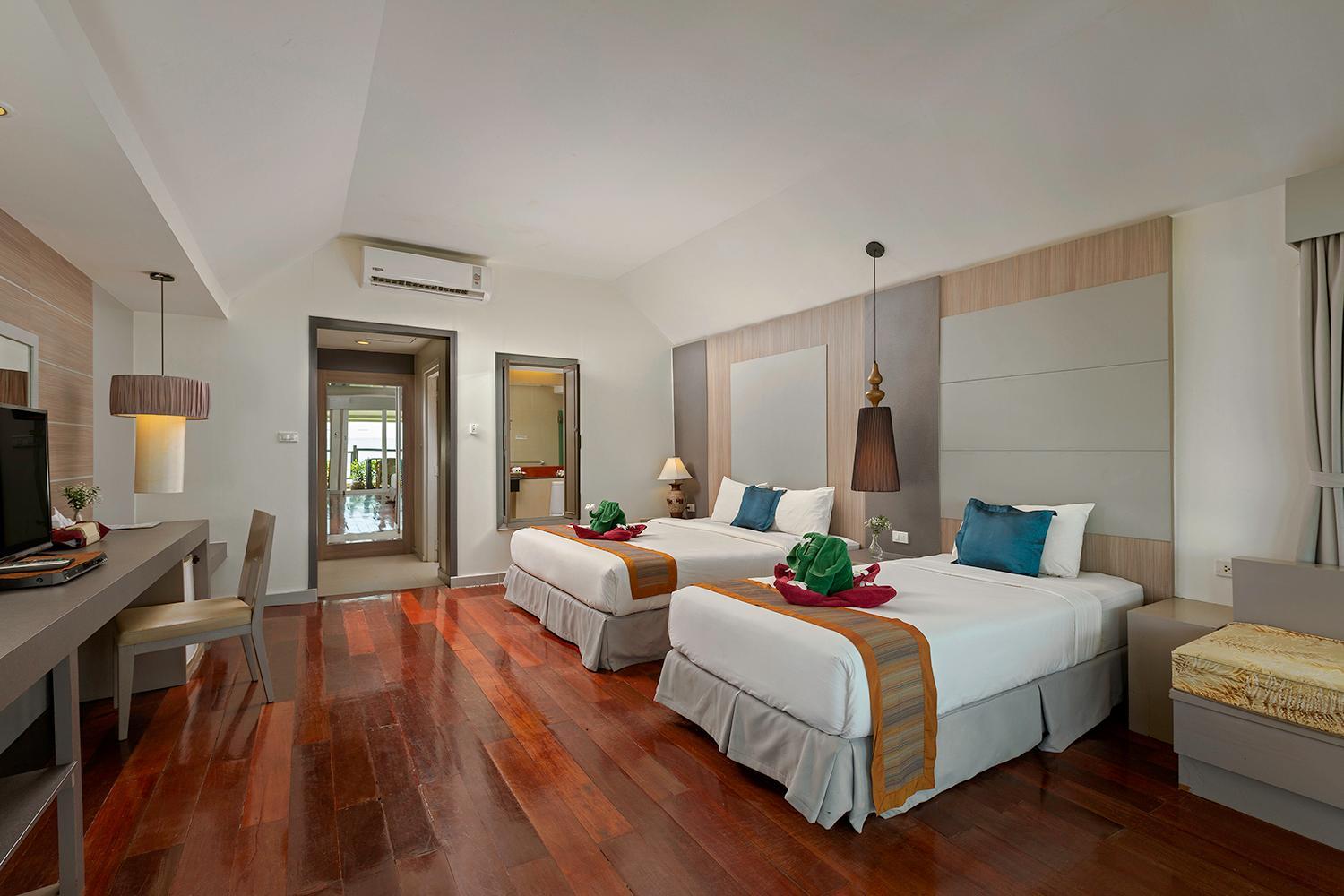 Nakara Long Beach Resort - SHA Extra Plus
