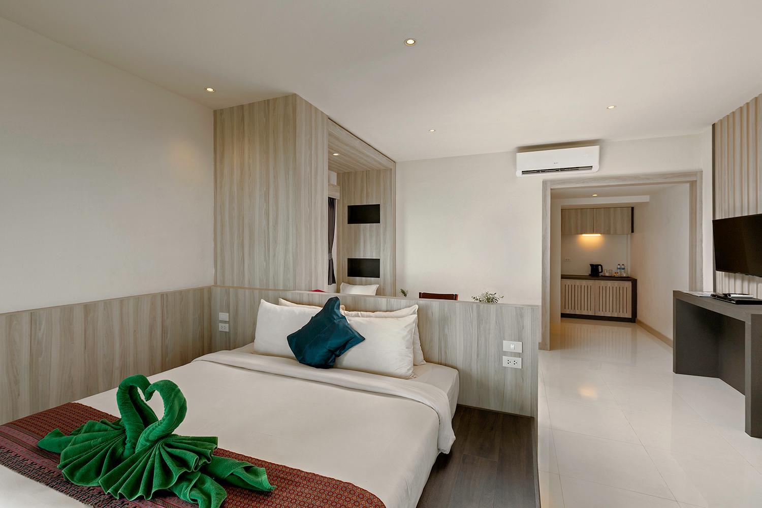 Nakara Long Beach Resort - SHA Extra Plus