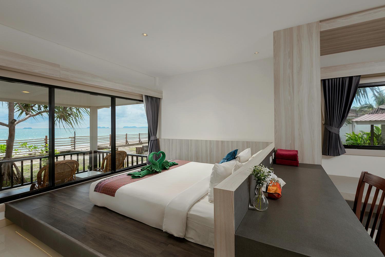 Nakara Long Beach Resort - SHA Extra Plus