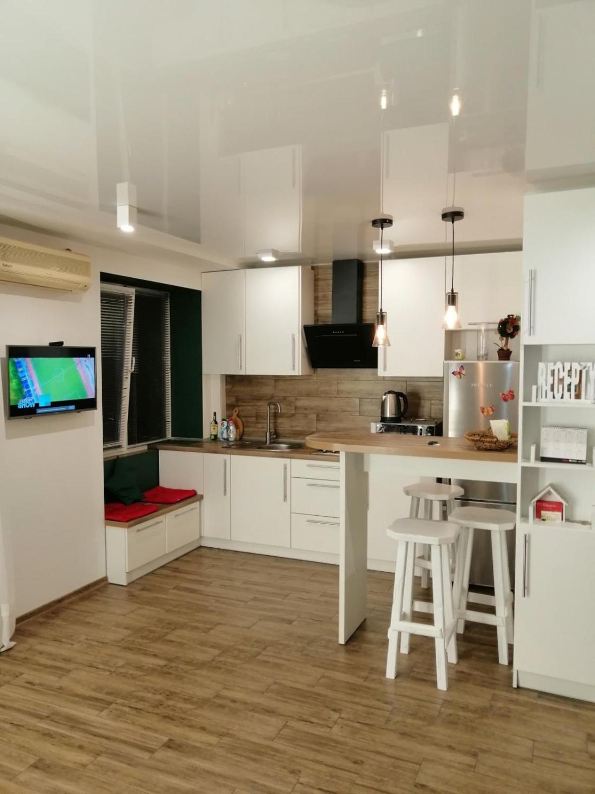 Studio Apartment Center view 3