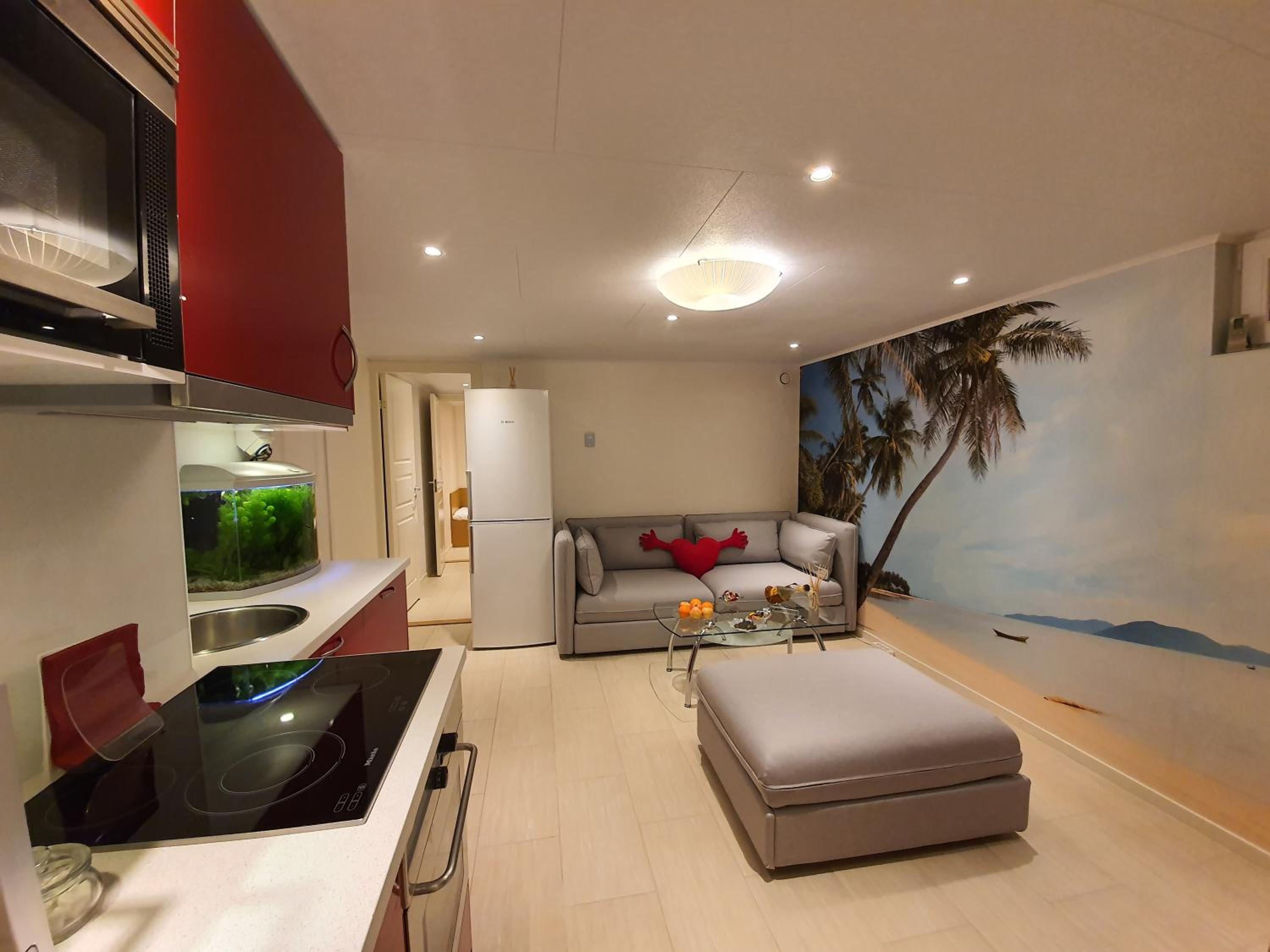 Cozy apartment with garden view 3