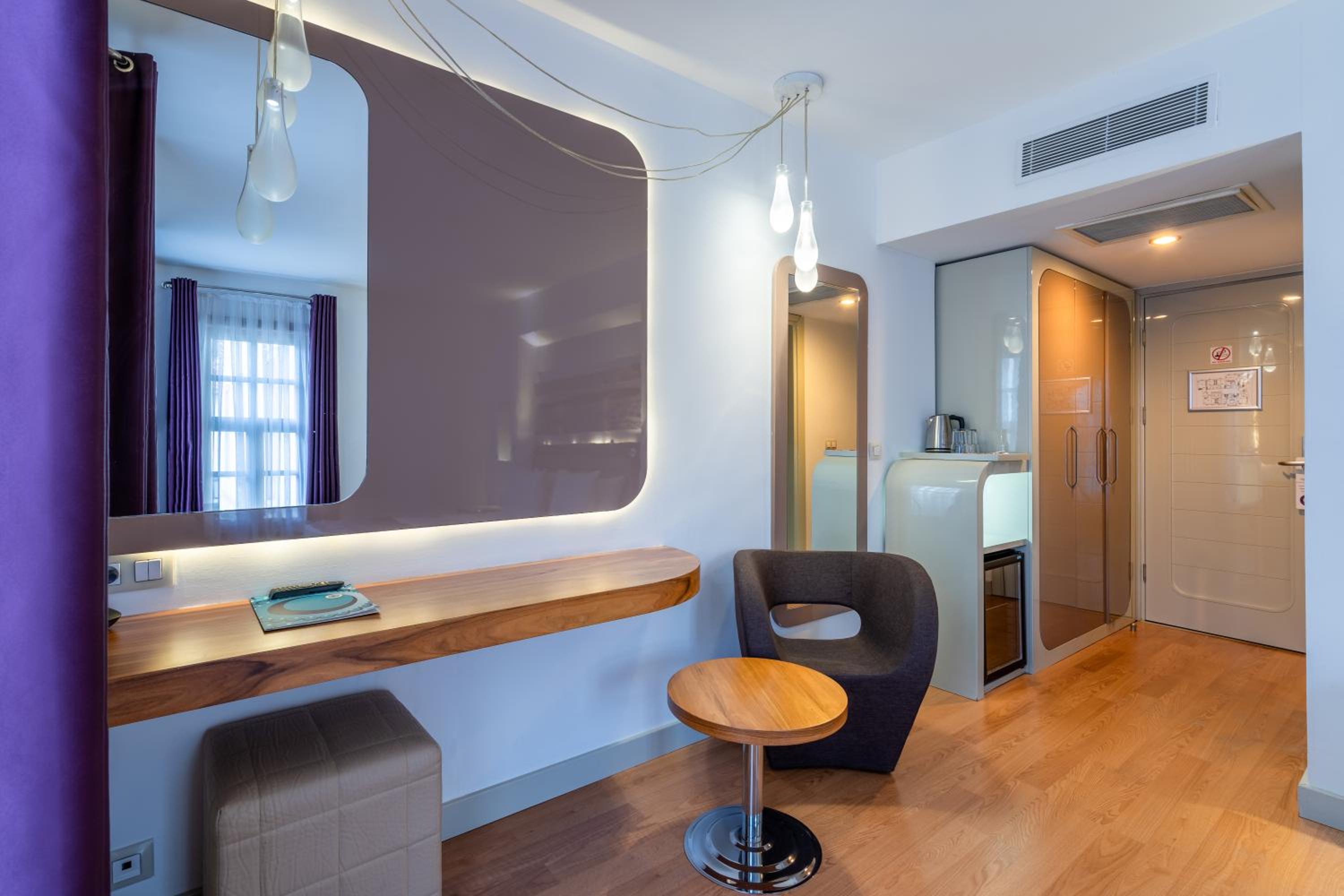 Puding Hotel - Image 105