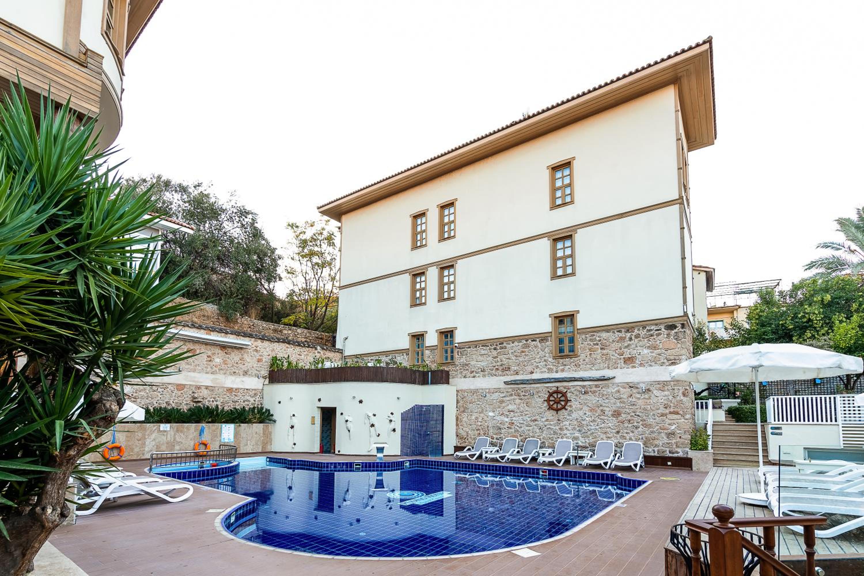 Puding Hotel - Image 5