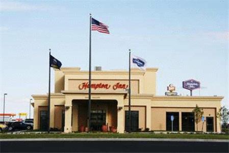 Colby Vacations - Hampton Inn Colby - Property Image 2