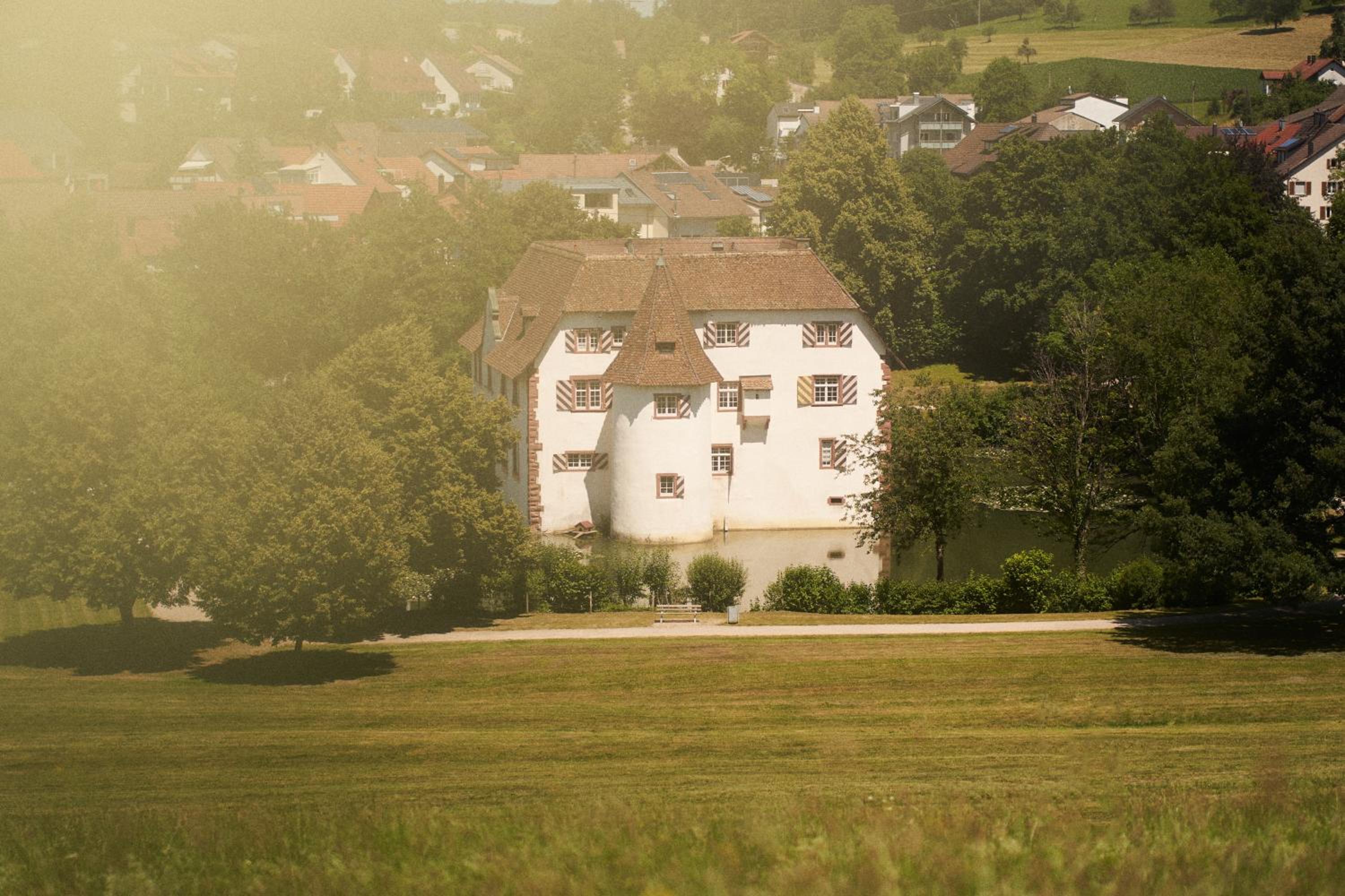 Gästehaus am Wasserschloss & Restaurant Wasserschloss Inzlingen