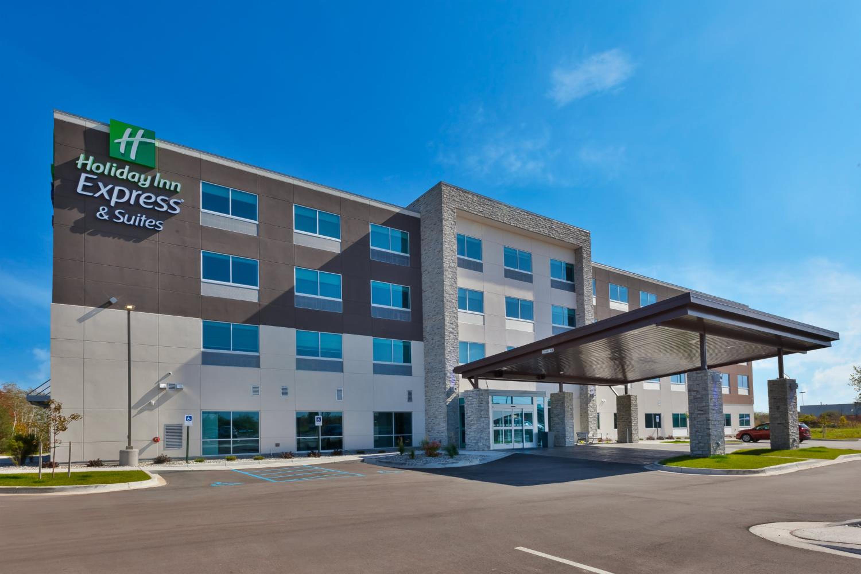 Hotel Holiday Inn Express & Suites Cedar Springs - Grand Rapids N By Ihg