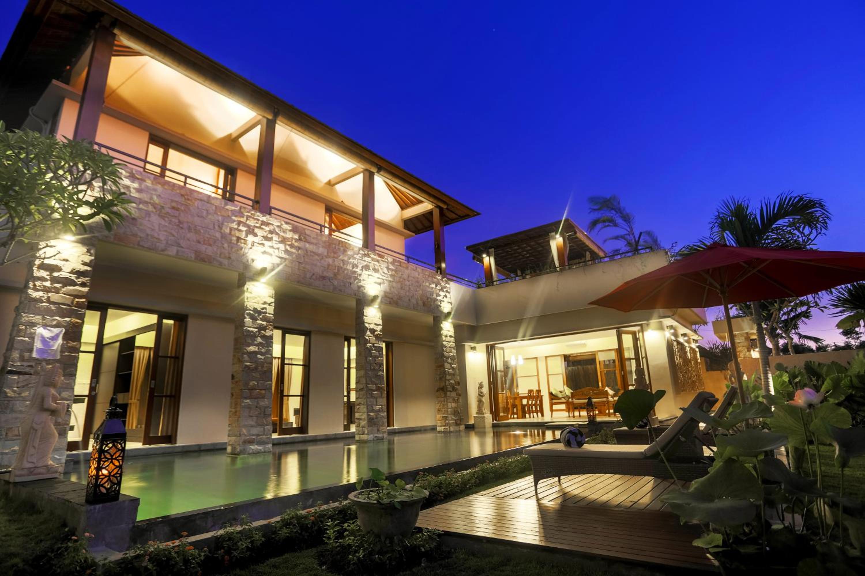 Villa Kumuda by Nakula