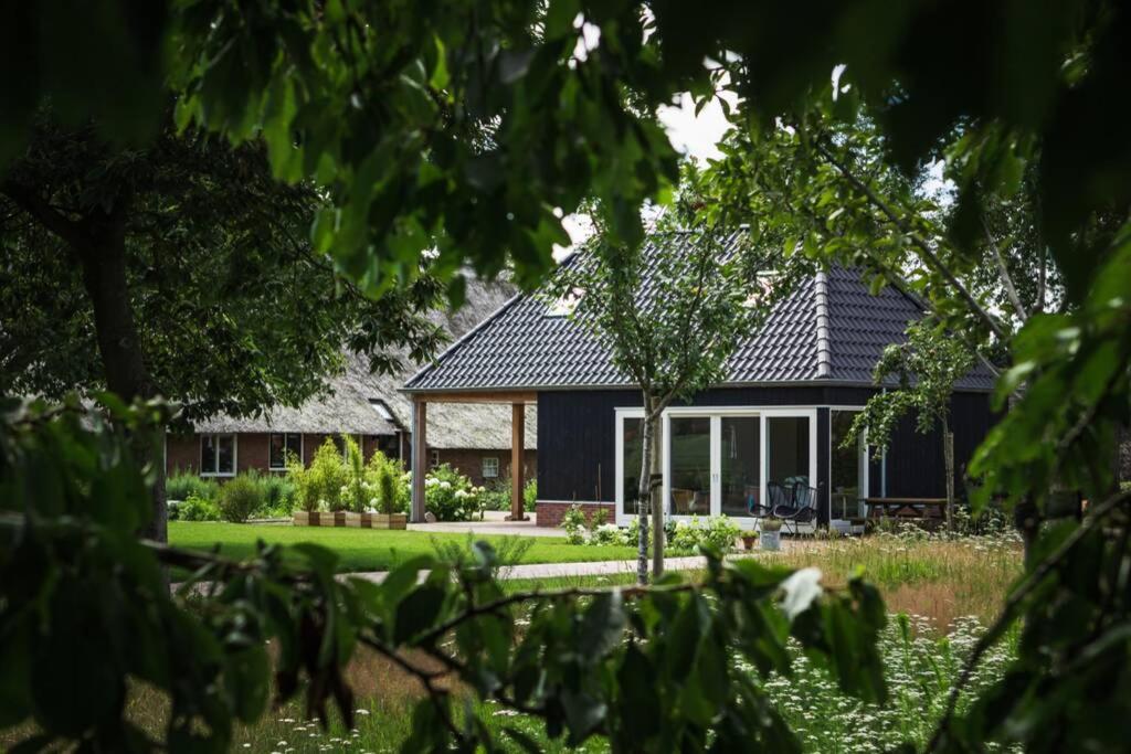 Ermerhoek, in de Hof view 2