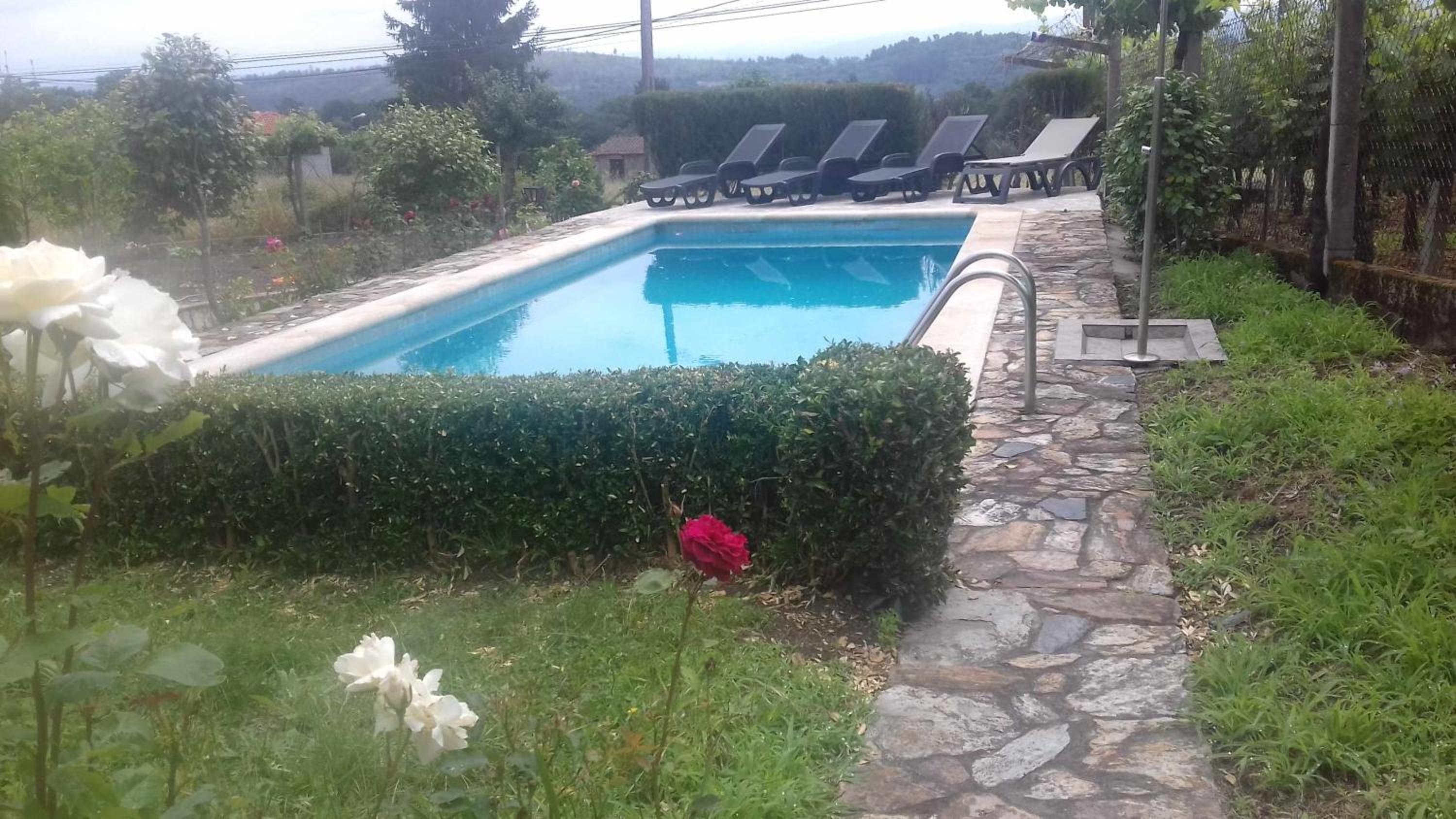 Villa con piscina en Pantòn Ribeira Sacra Galicia Ideal para familias view 4
