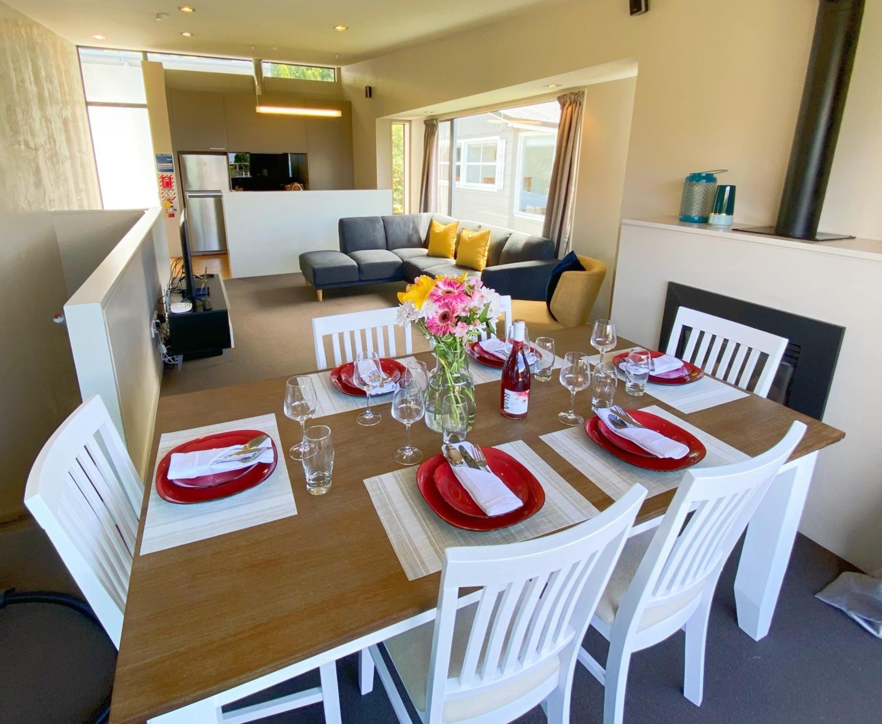 Tekau - Modern holiday apartment with lakeview view 4