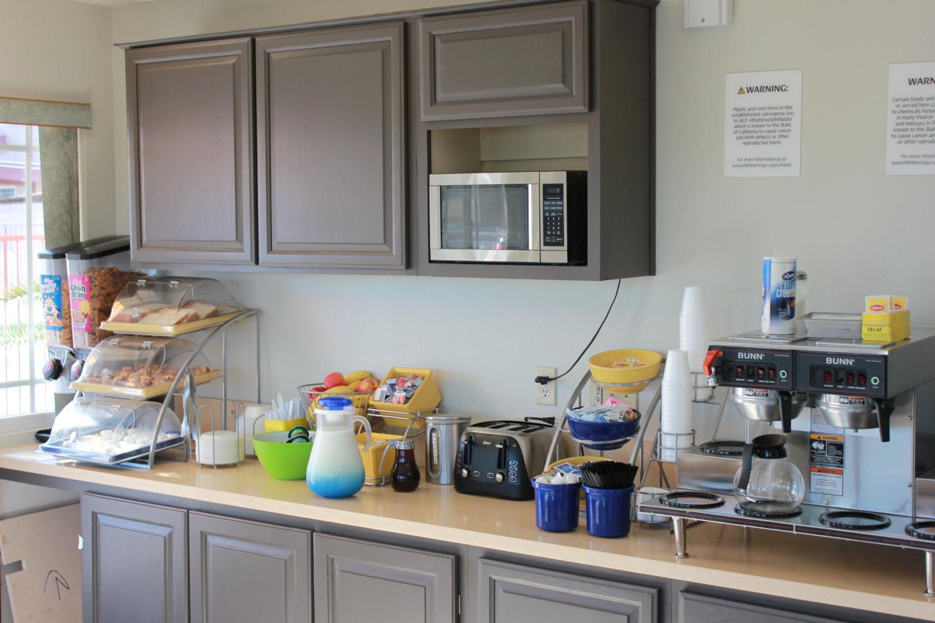 Barstow Vacations - Days Inn by Wyndham Barstow - Property Image 5