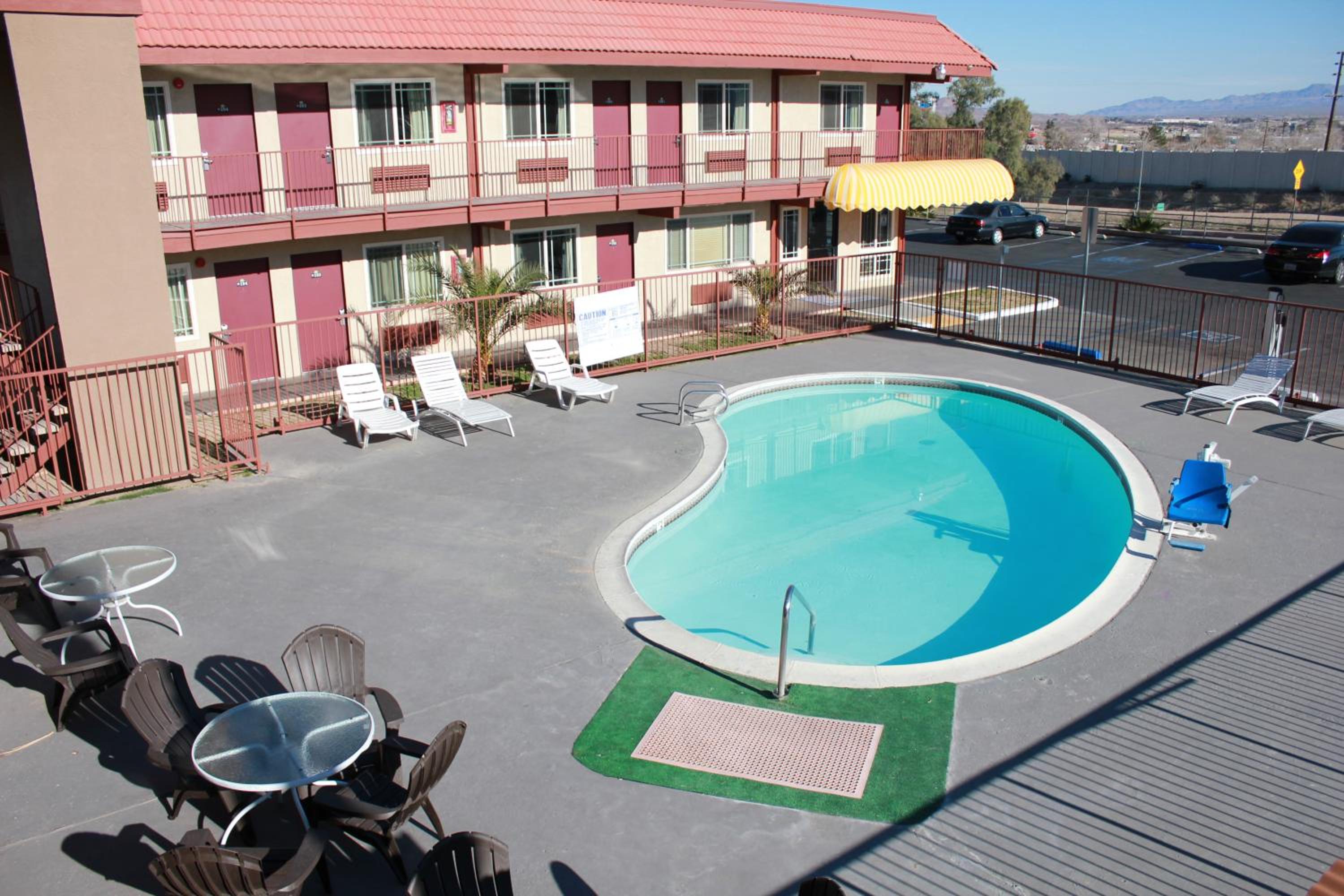 Barstow Vacations - Days Inn by Wyndham Barstow - Property Image 7
