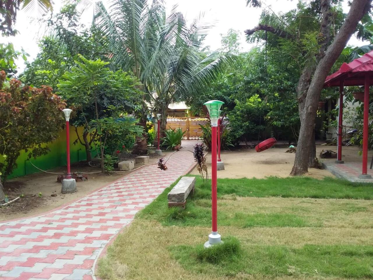 Photo 32
