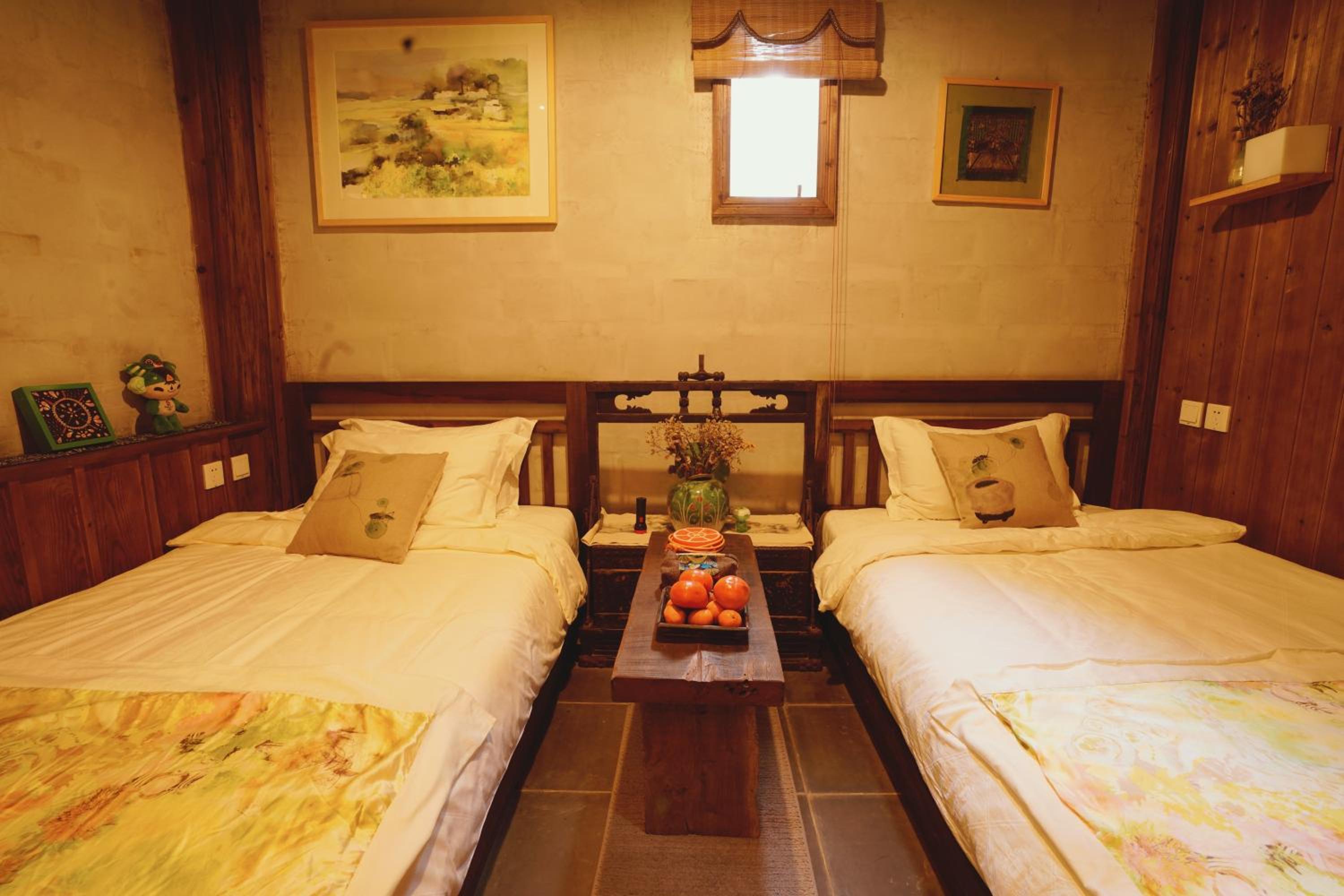 WuYuan QiYe YanXiang Guesthouse