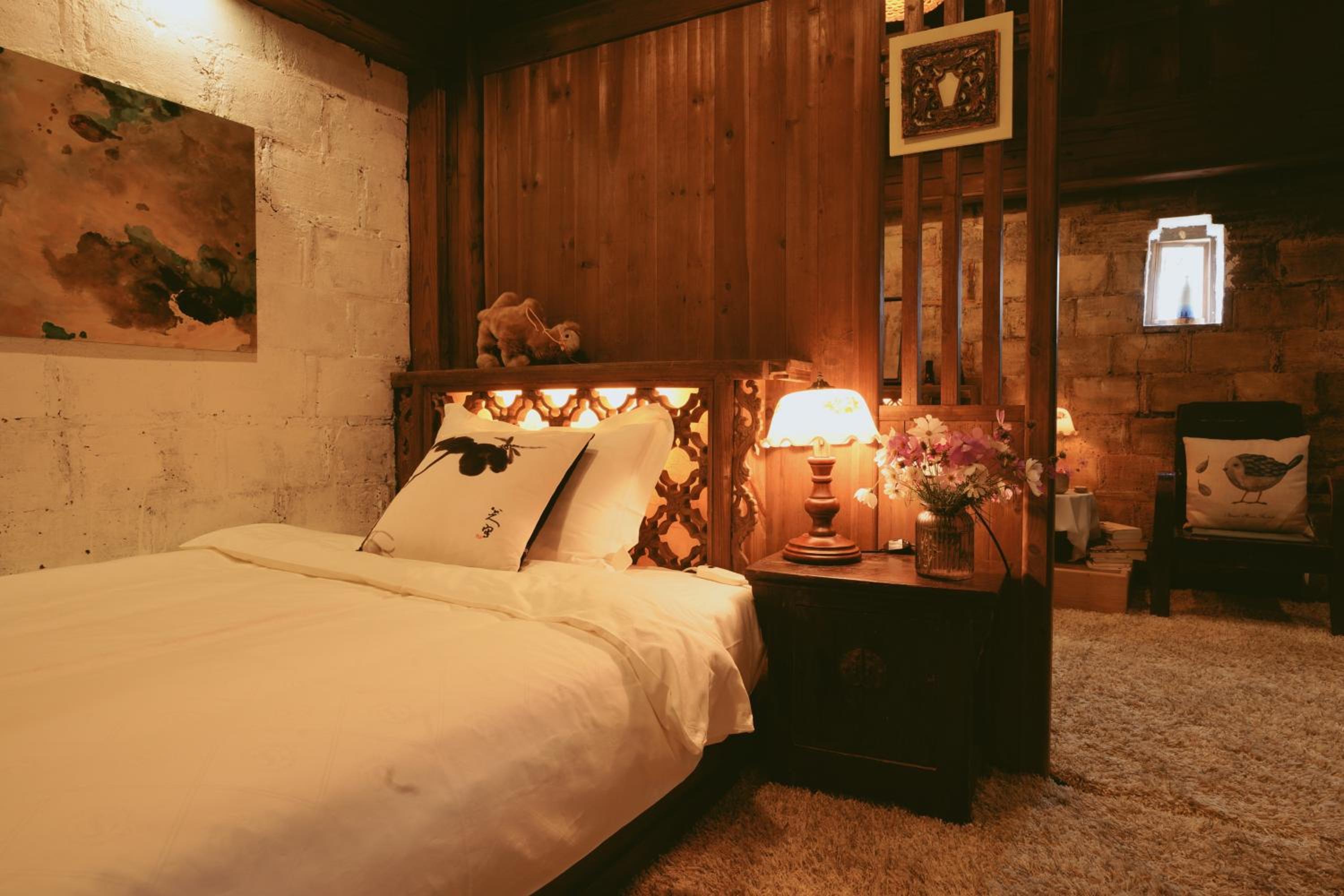 WuYuan QiYe YanXiang Guesthouse