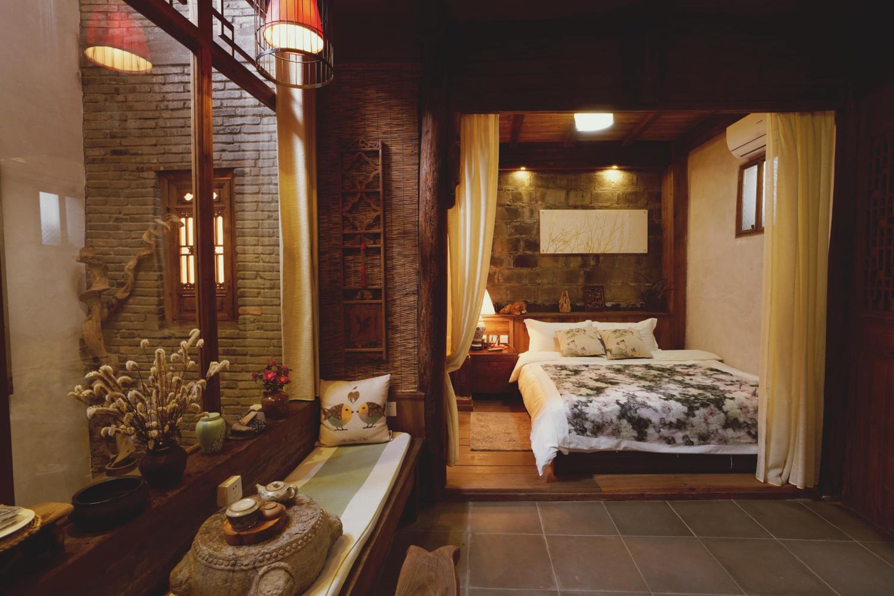 WuYuan QiYe YanXiang Guesthouse