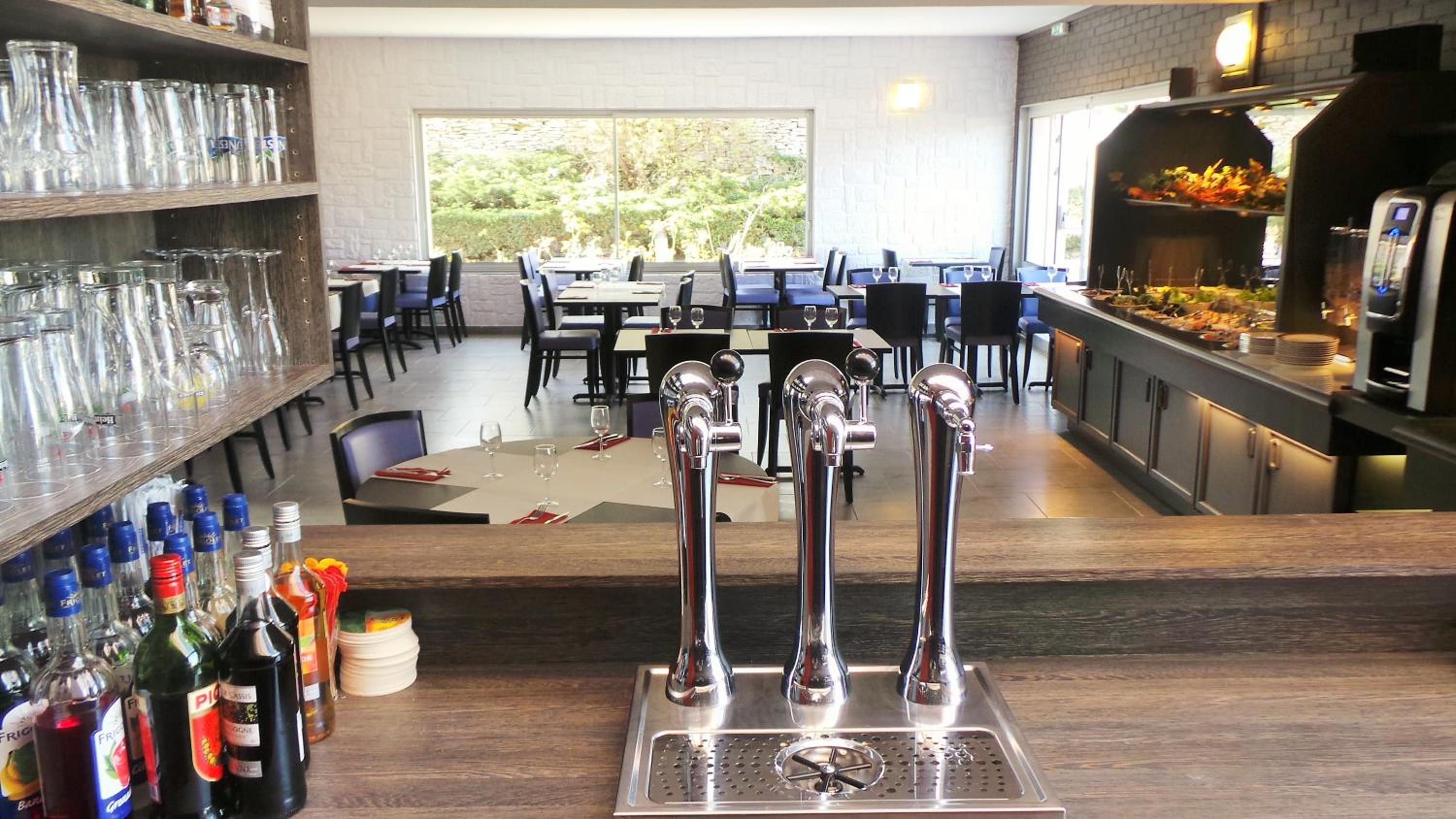 Besancon Vacations - Hotel Restaurant Vesontio - Property Image 10
