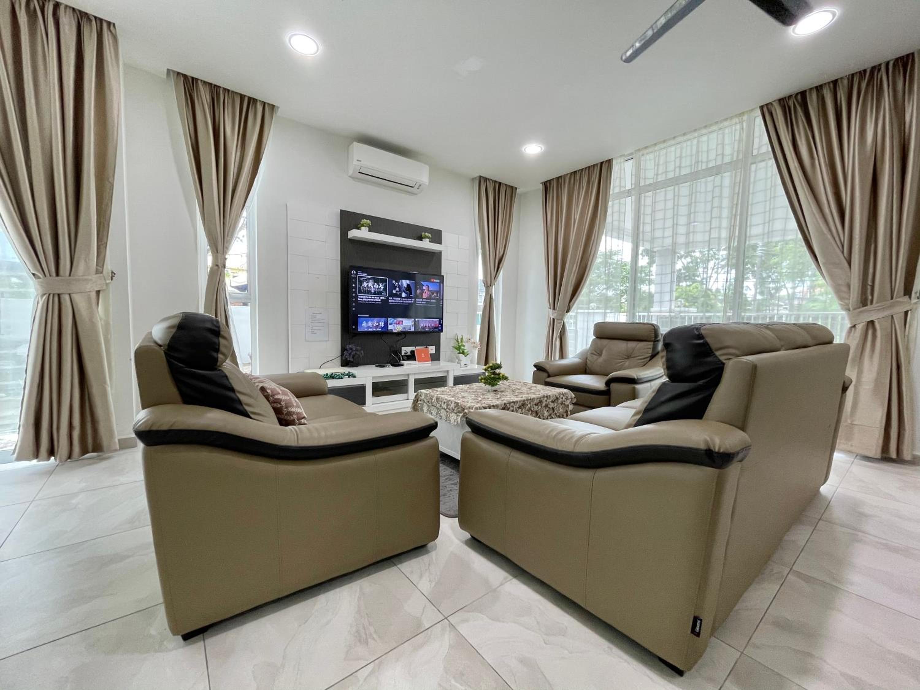 Langkawi Cozy Holiday Home at Taman Indah by Zervin photo 3