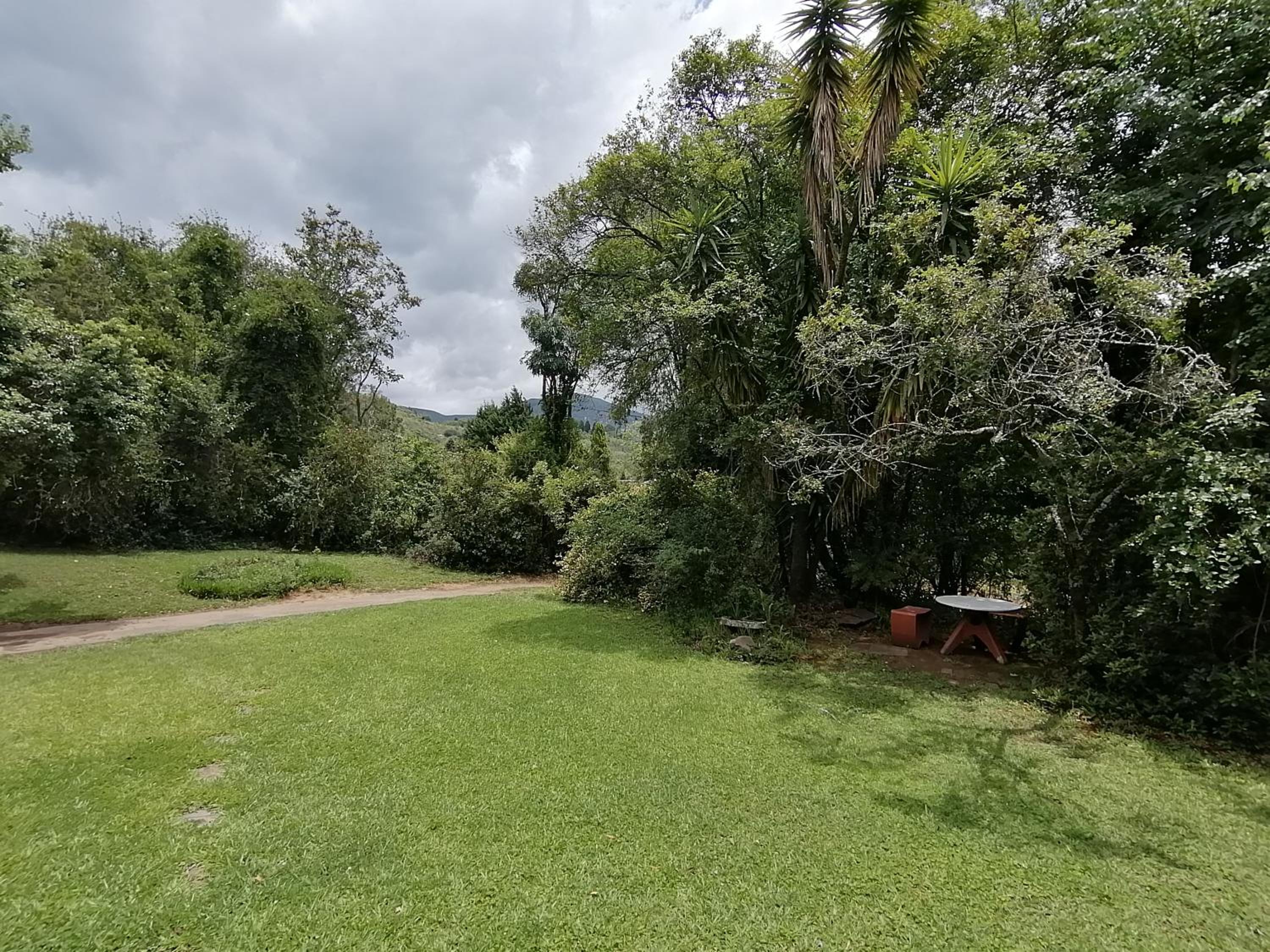 L Chiam Self-Catering Cottage view 2