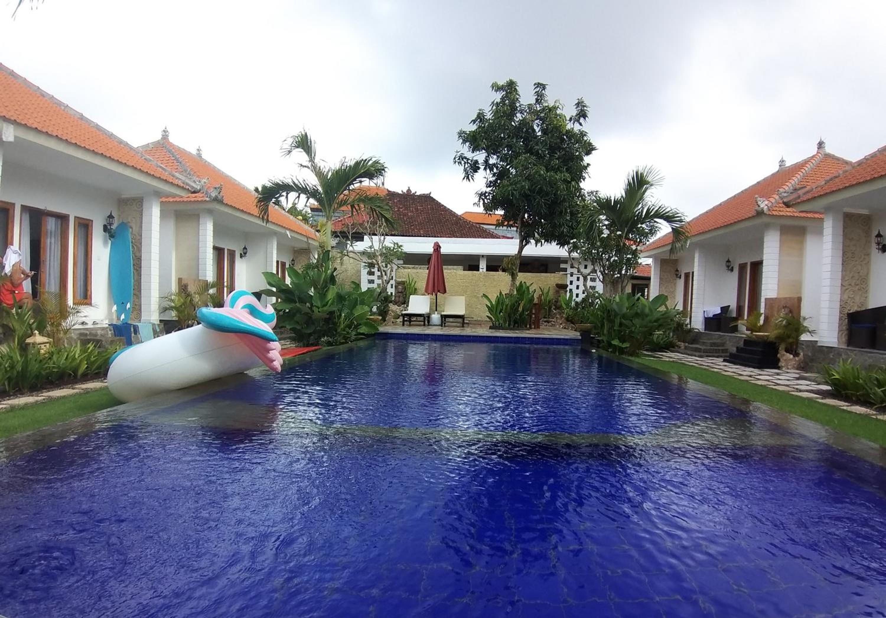Adi Abian Villa view 4