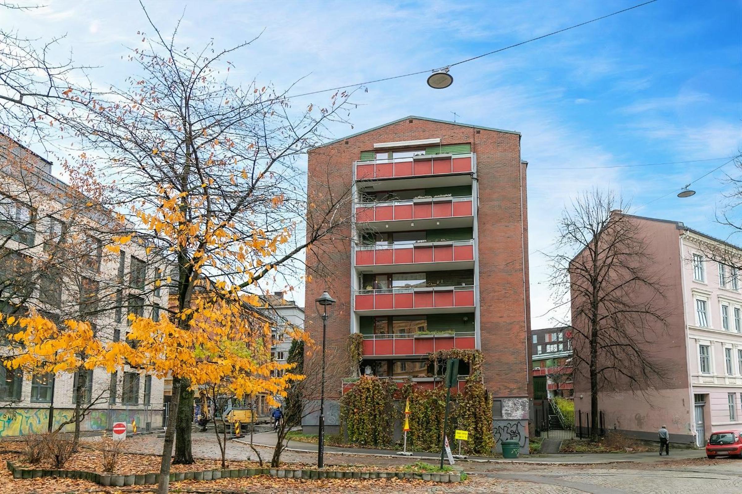 Hotel ***UPSCALE***CITY CENTER* - Image 1