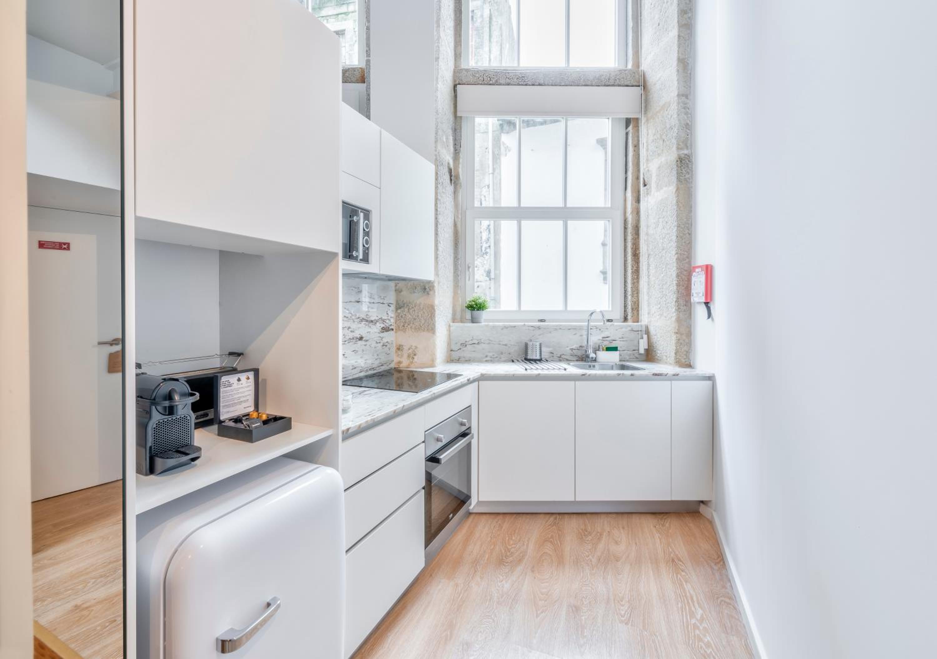 Oporto Comfort Dom Hugo - Historic Apartments