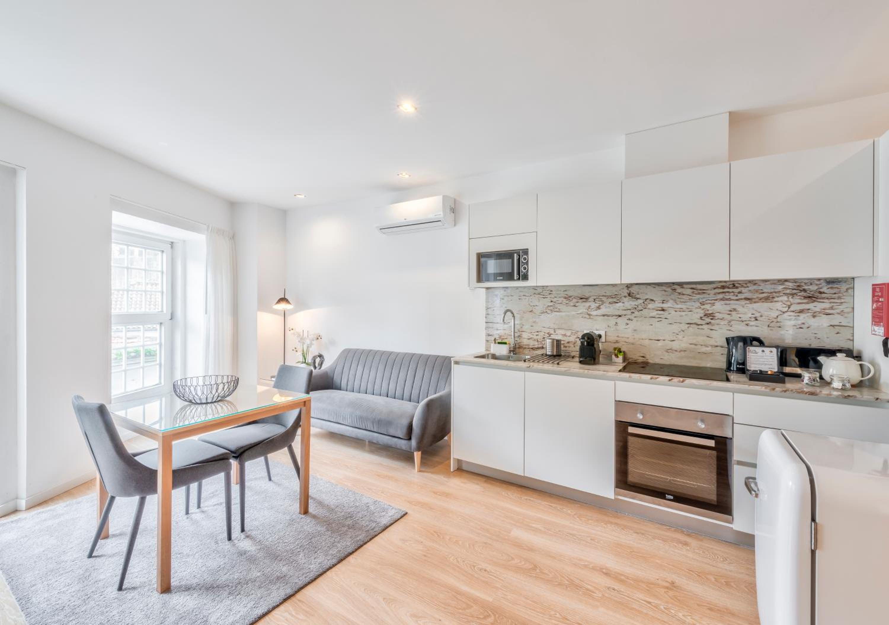 Oporto Comfort Dom Hugo - Historic Apartments