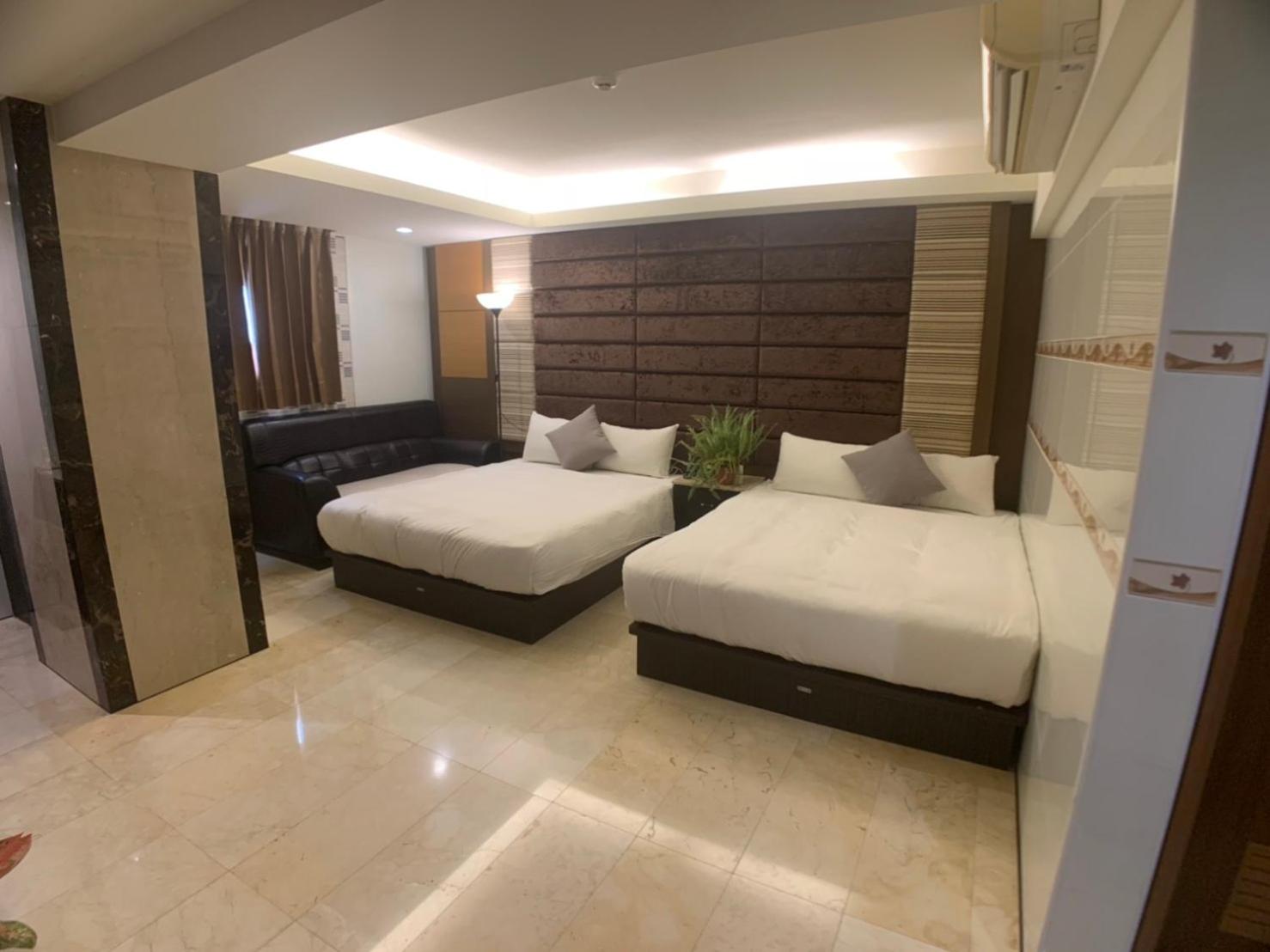 Michelle hotel