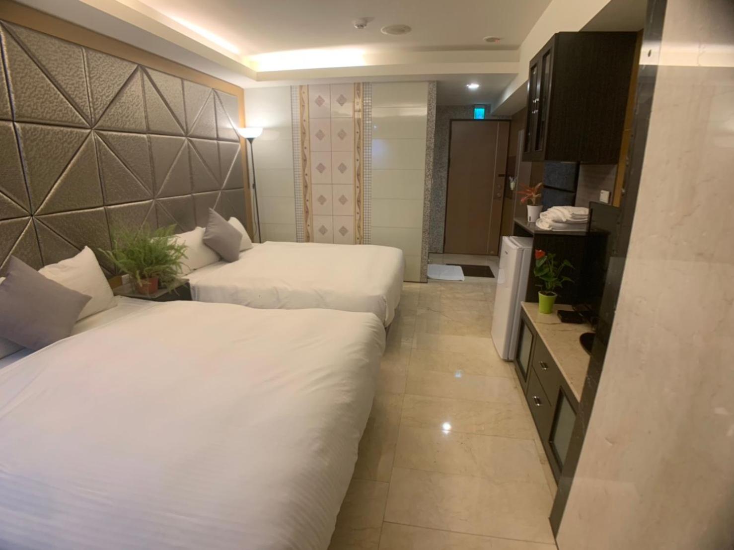Michelle hotel