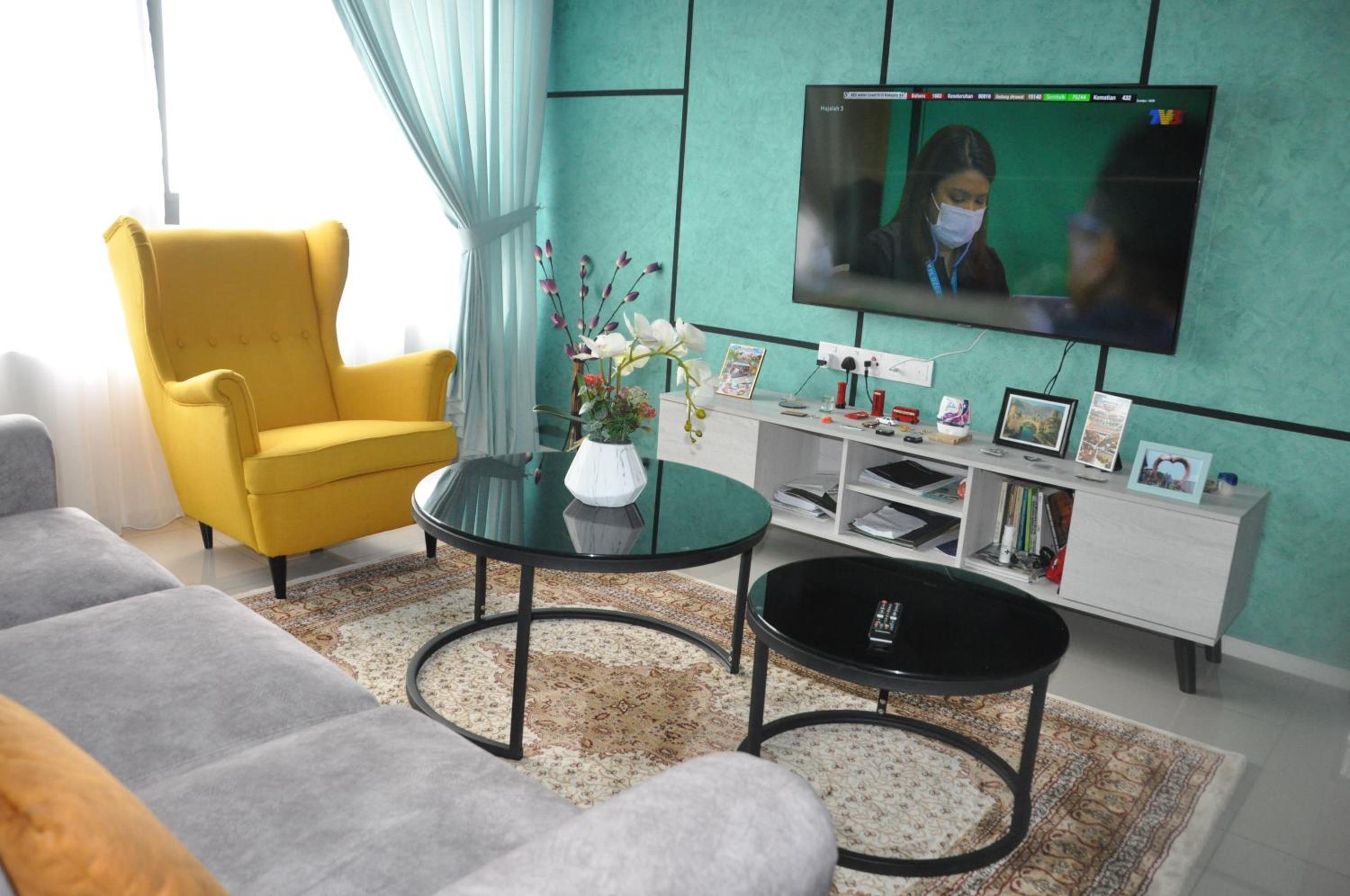 AmySity Homestay Gandaria Modern Lifestyle walking distance to Hub Shopping Centre at Sek 9 Bangi Sentral With Netflix photo 1