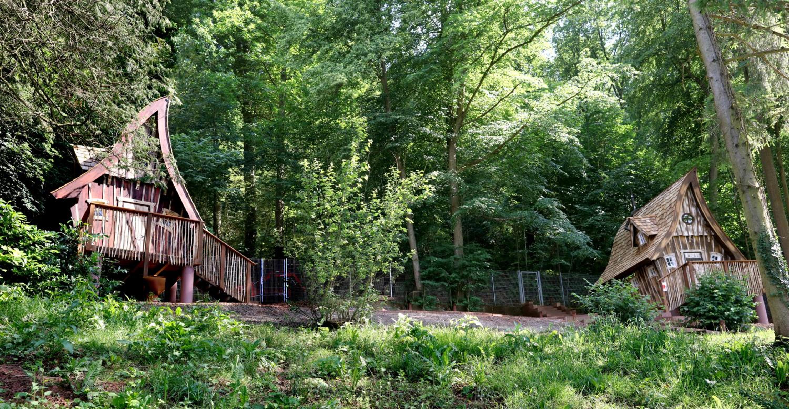 Hexenhäuschen am Waldrand
