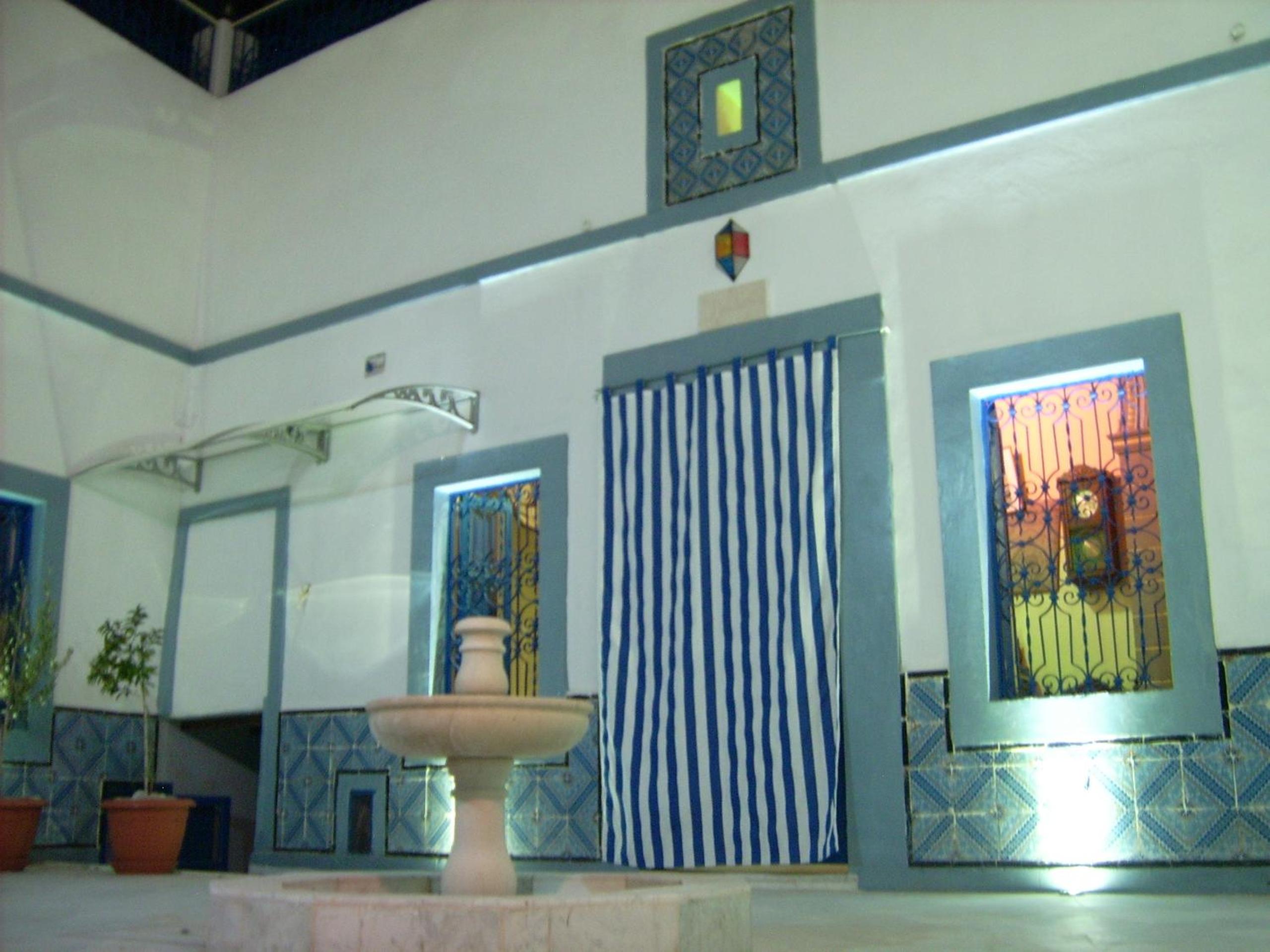 Dar Baaziz