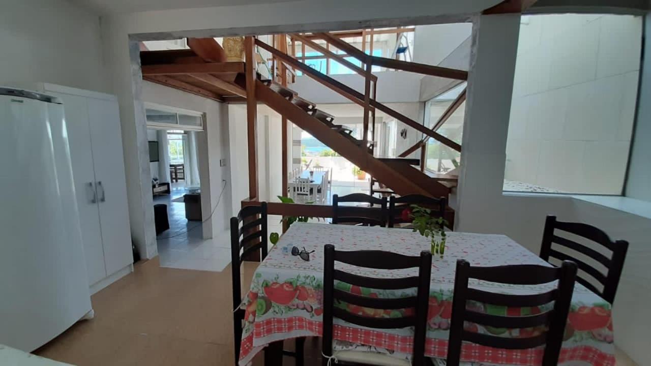 CASA COM PISCINA e VISTA PARA O MAR - Porto Belo-SC Bombinhas-SC