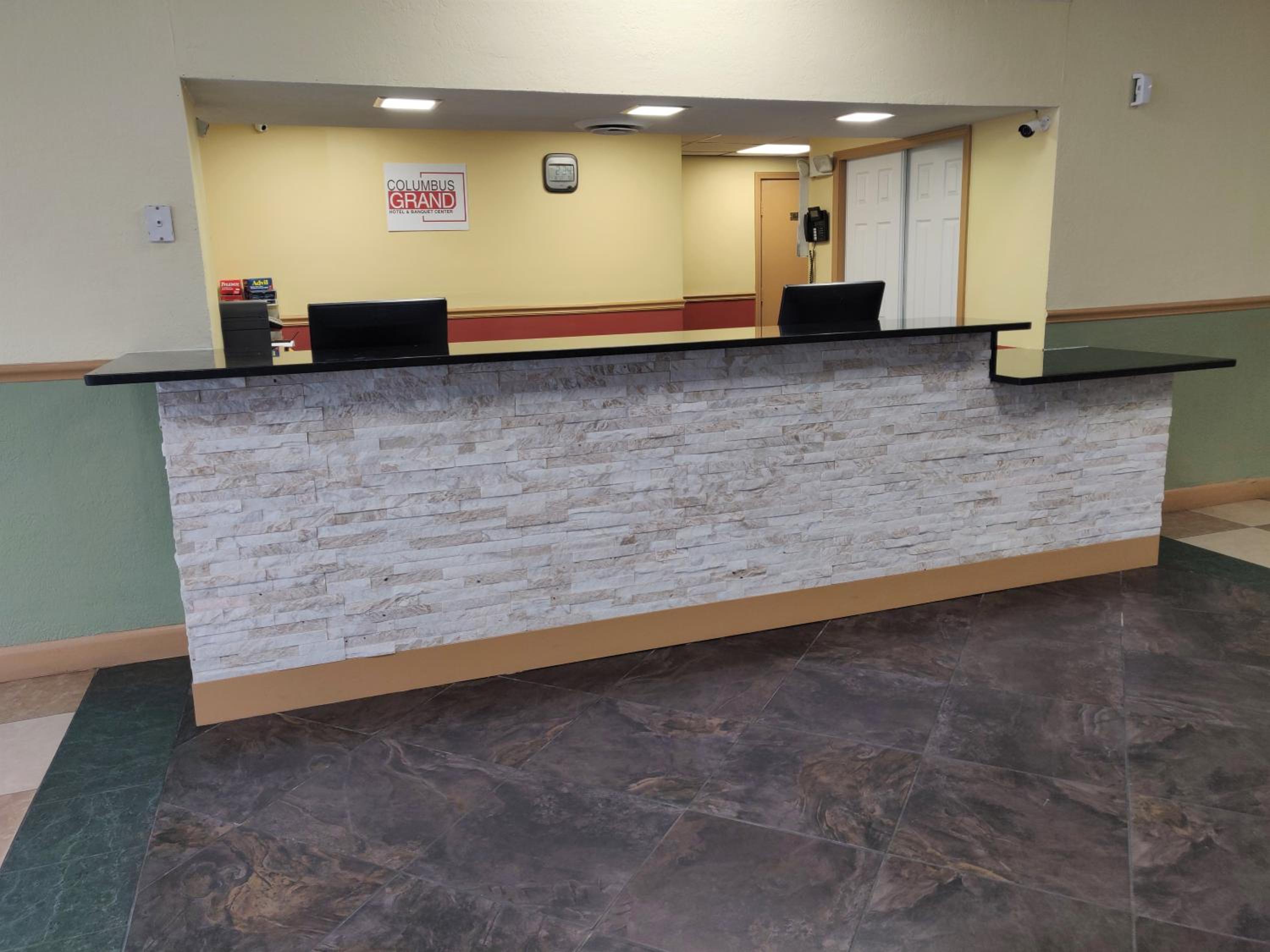 Columbus Grand Hotel & Banquet Center, Photo 17