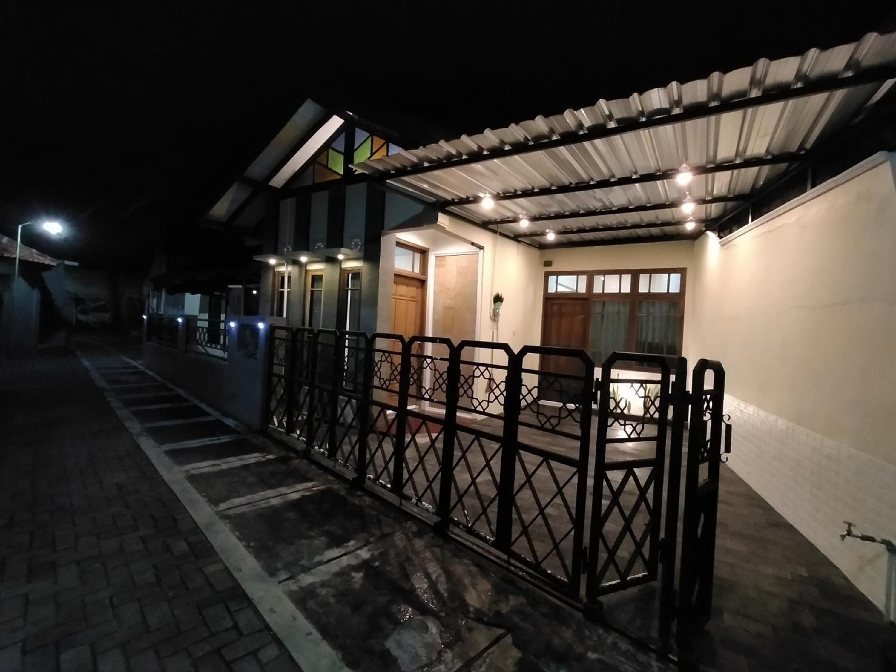 Abadi Homestay Yogyakarta view 4