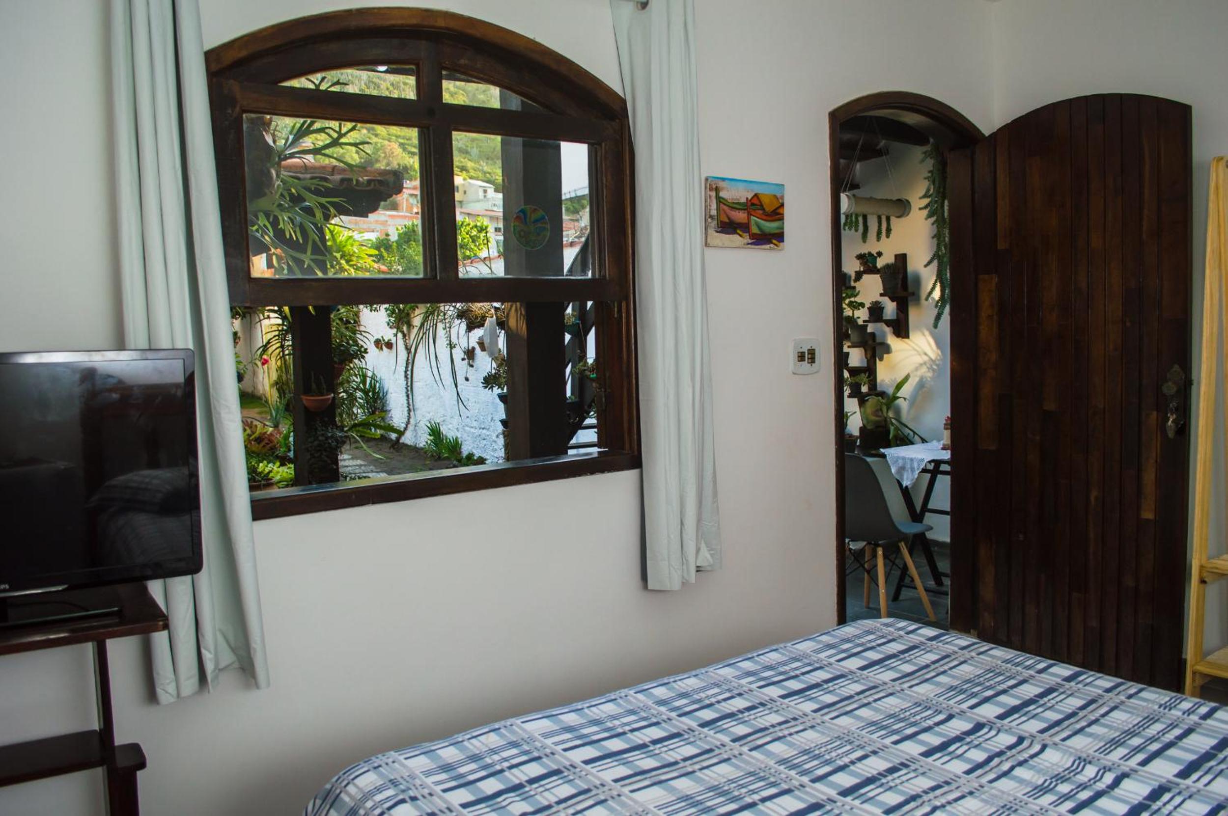 Noemia Brazil Cama e Café