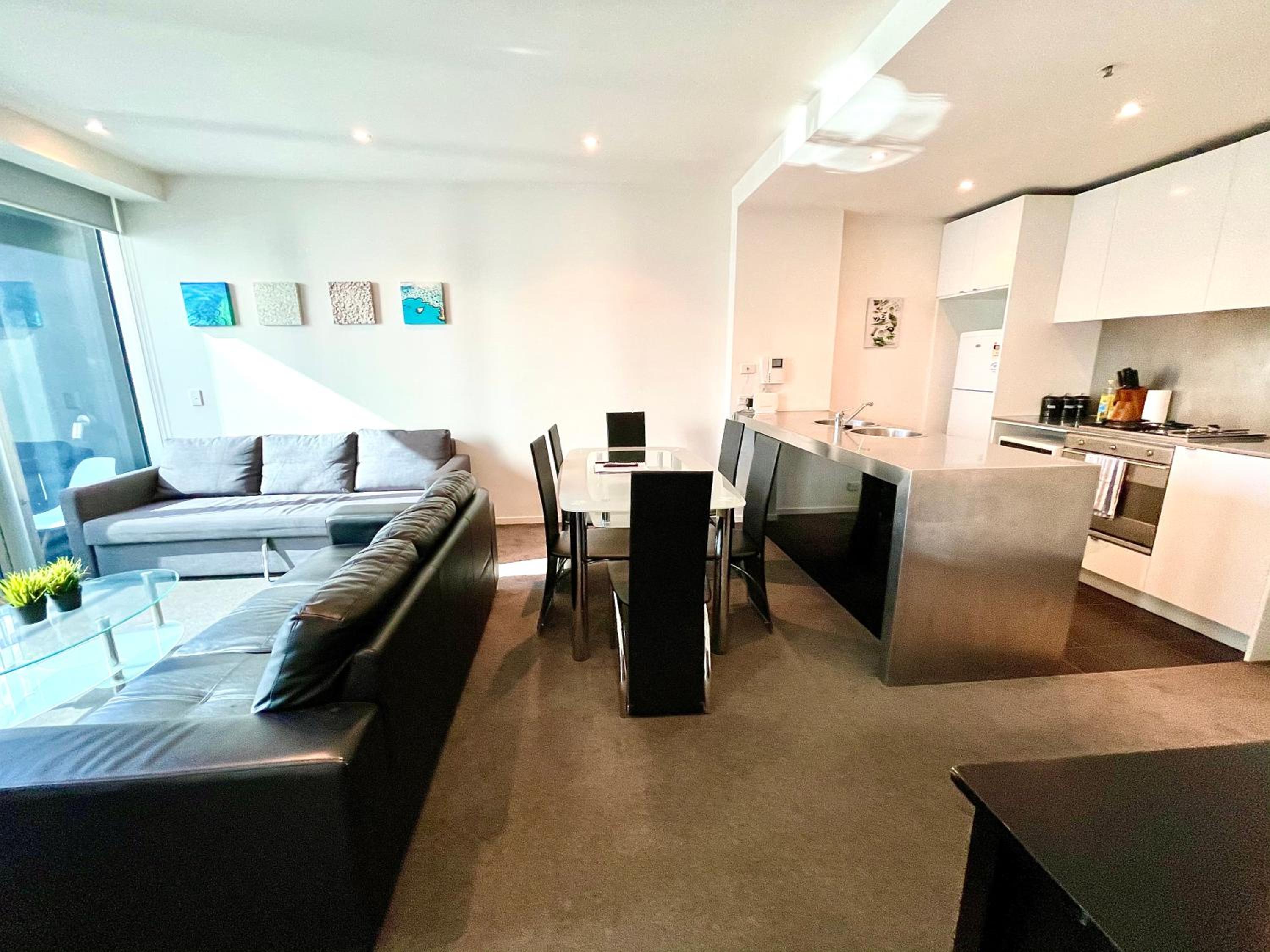 Readyset Apartments at Liberty