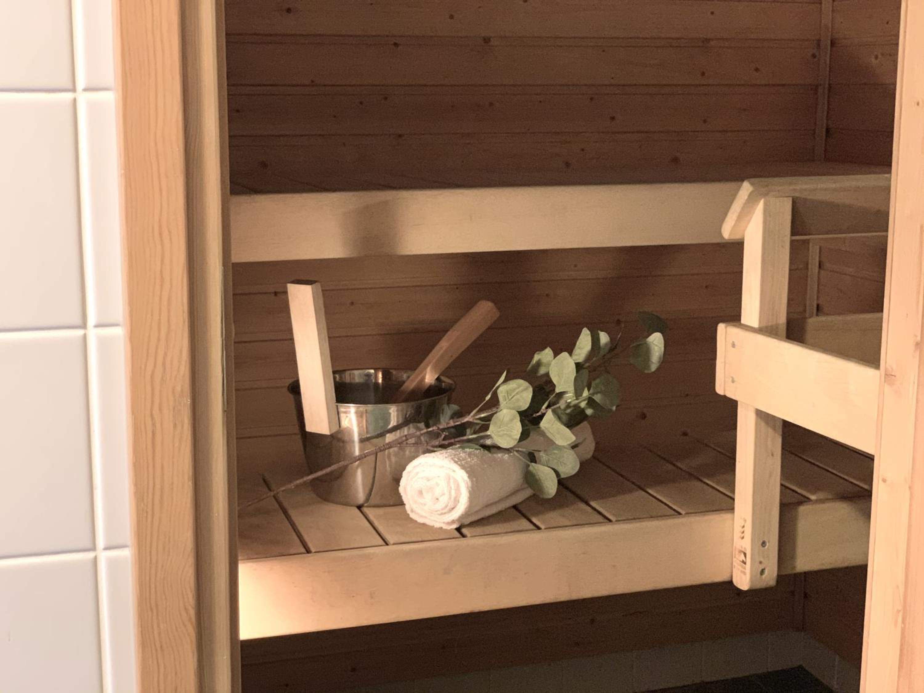 City Home Finland Tampella - City View, Own SAUNA, One Bedroom, Furnished Balcony and Great Location view 3