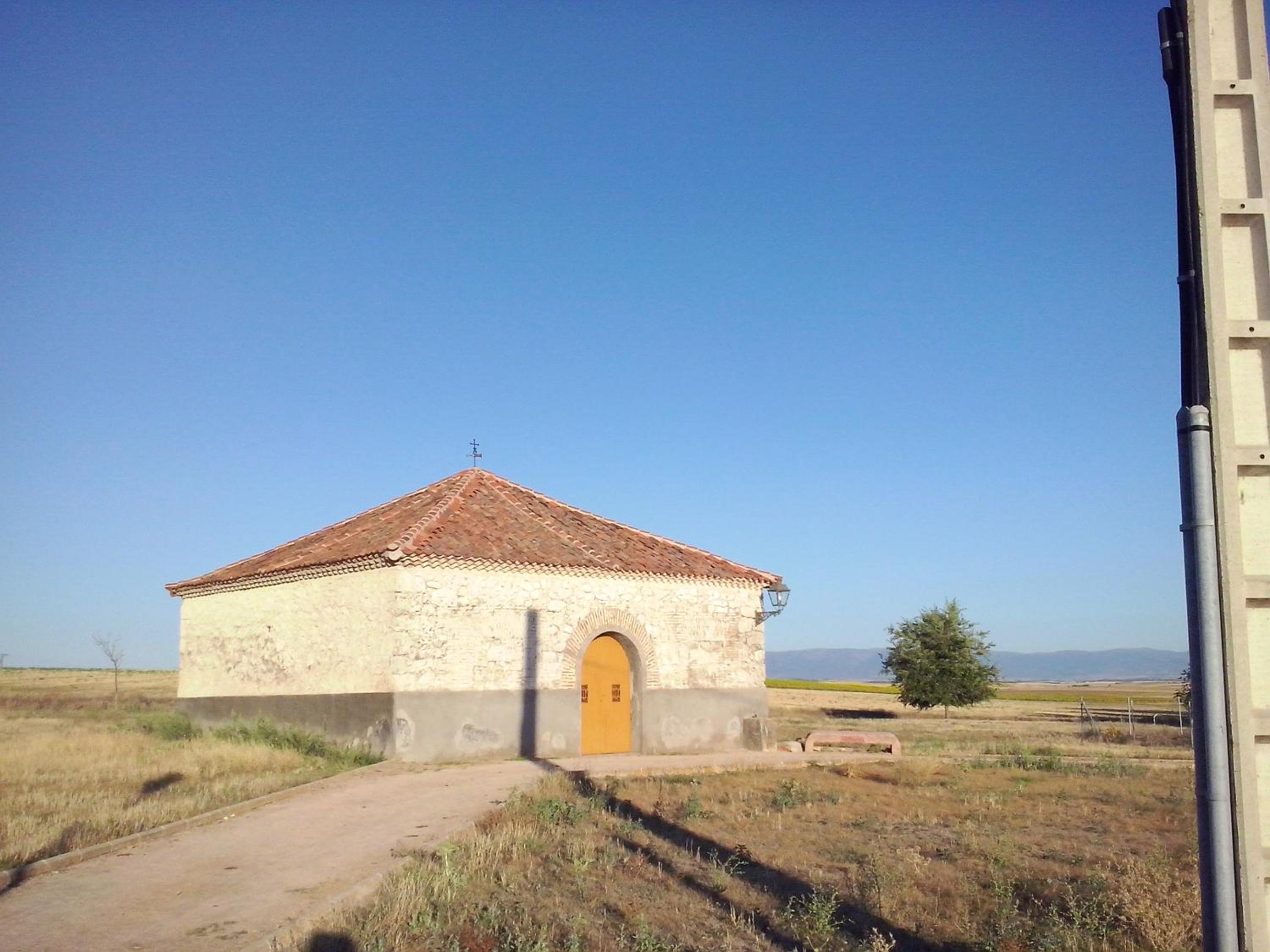 Charming House in Aldea Real with terrace and fireplace